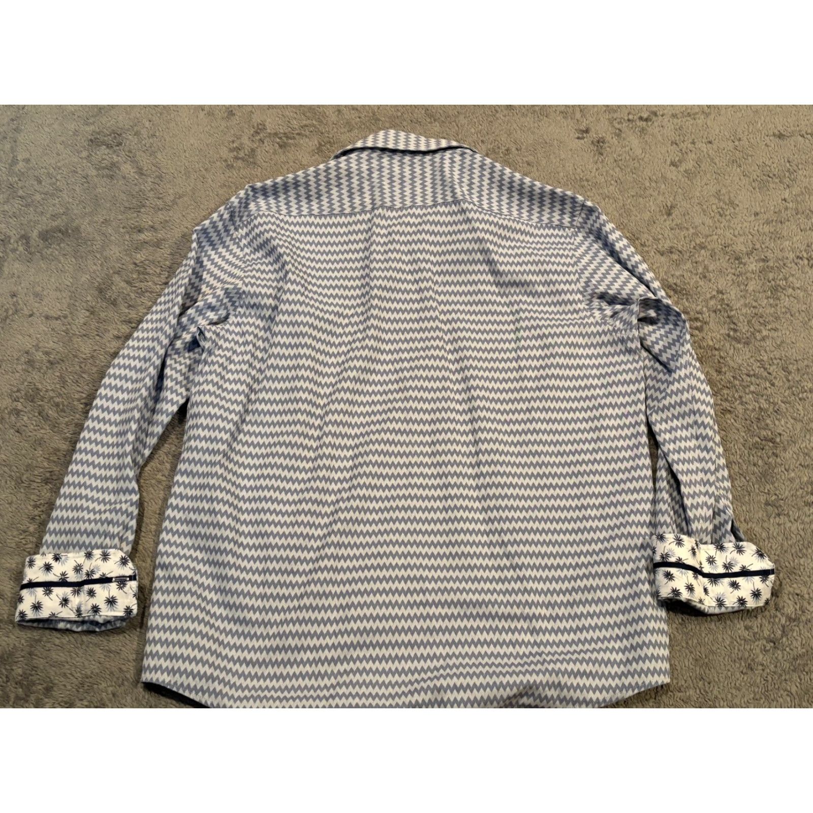 Vintage VINTAGE Rosso Milano Shirt Mens XL White Geometric Pattern Button-Up Long Sleeve Flip Cuff 17.5 Neck Collared Mens, Designer, Contrasting Trim Size US XL / EU 56 / 4 - 7 Thumbnail