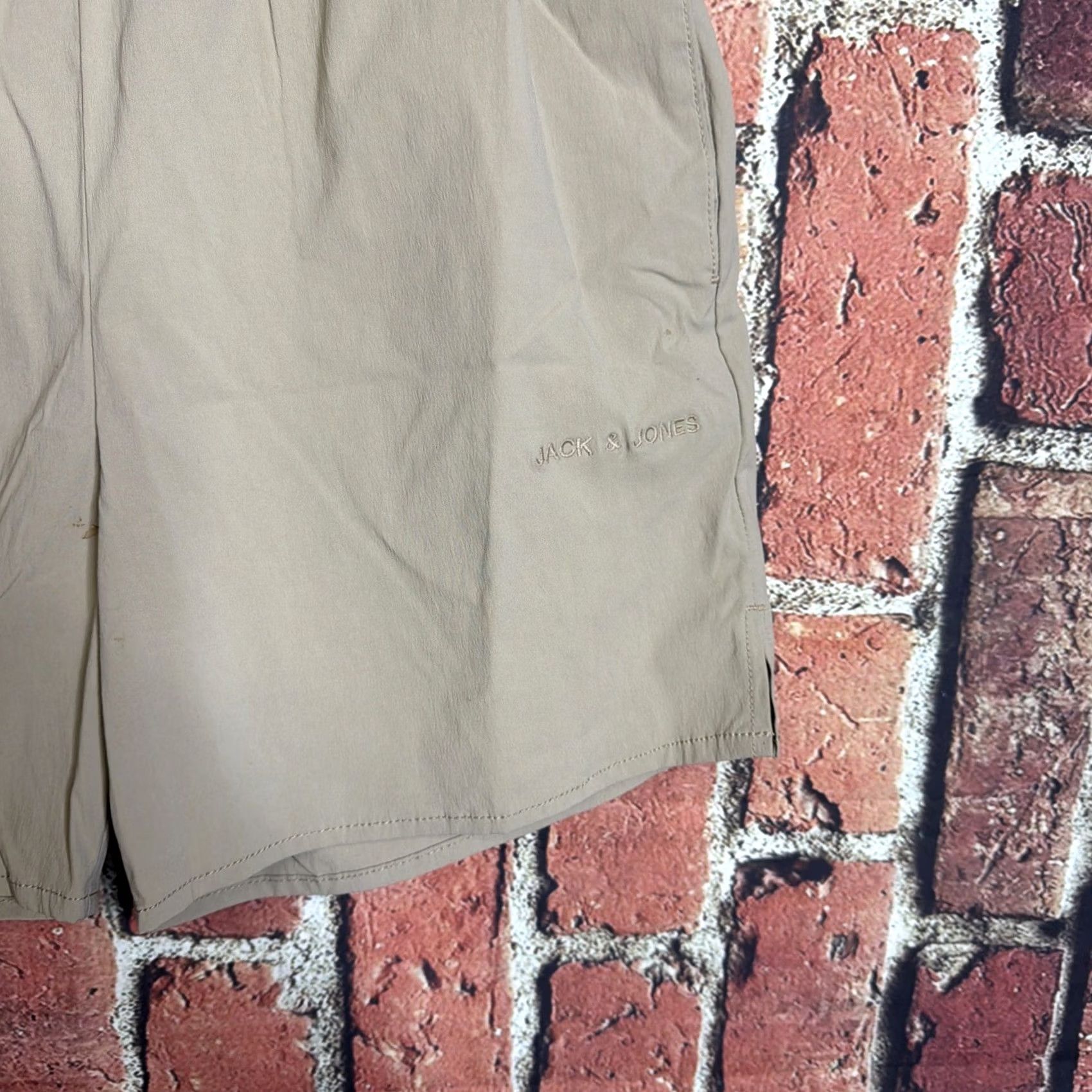 Jack & Jones VINTAGE JACK & JONES Beige Elastic Medium Shorts Mens Size US 31 - 2 Thumbnail