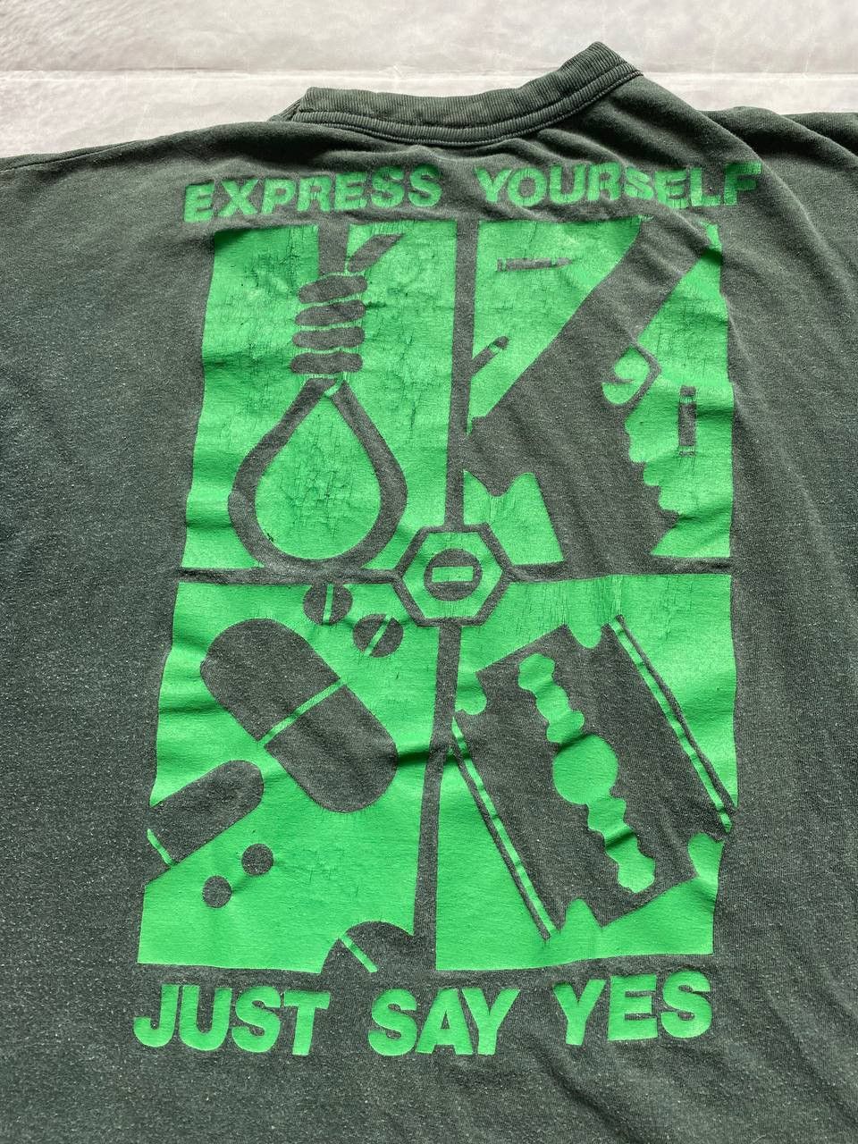 Band Tees 1992 Type O Negative Offense Mechanism T shirt Size US L / EU 52-54 / 3 - 10 Thumbnail