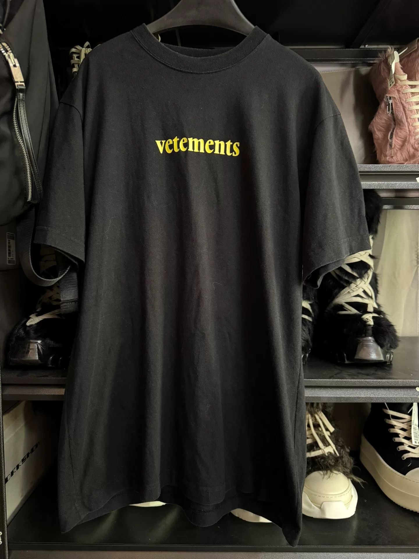Vetements Vetements Retro Pink T-Shirt XS Men Size US XS / EU 42 / 0 - 1 Thumbnail