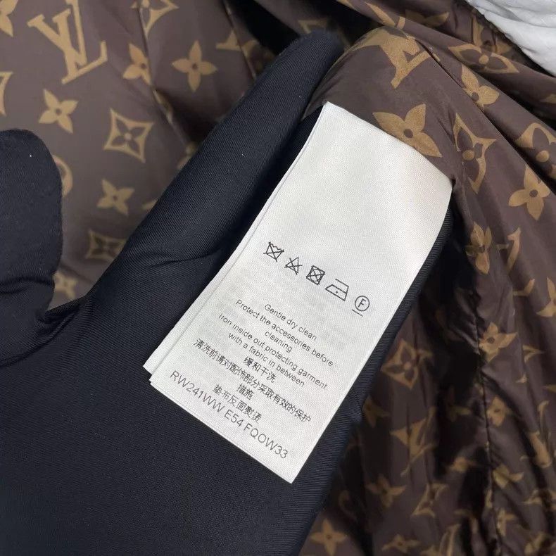 Louis Vuitton Louis Vuitton Capsule style white inner presbyopia down ja Size XXS / US 00 / IT 34 - 7 Thumbnail
