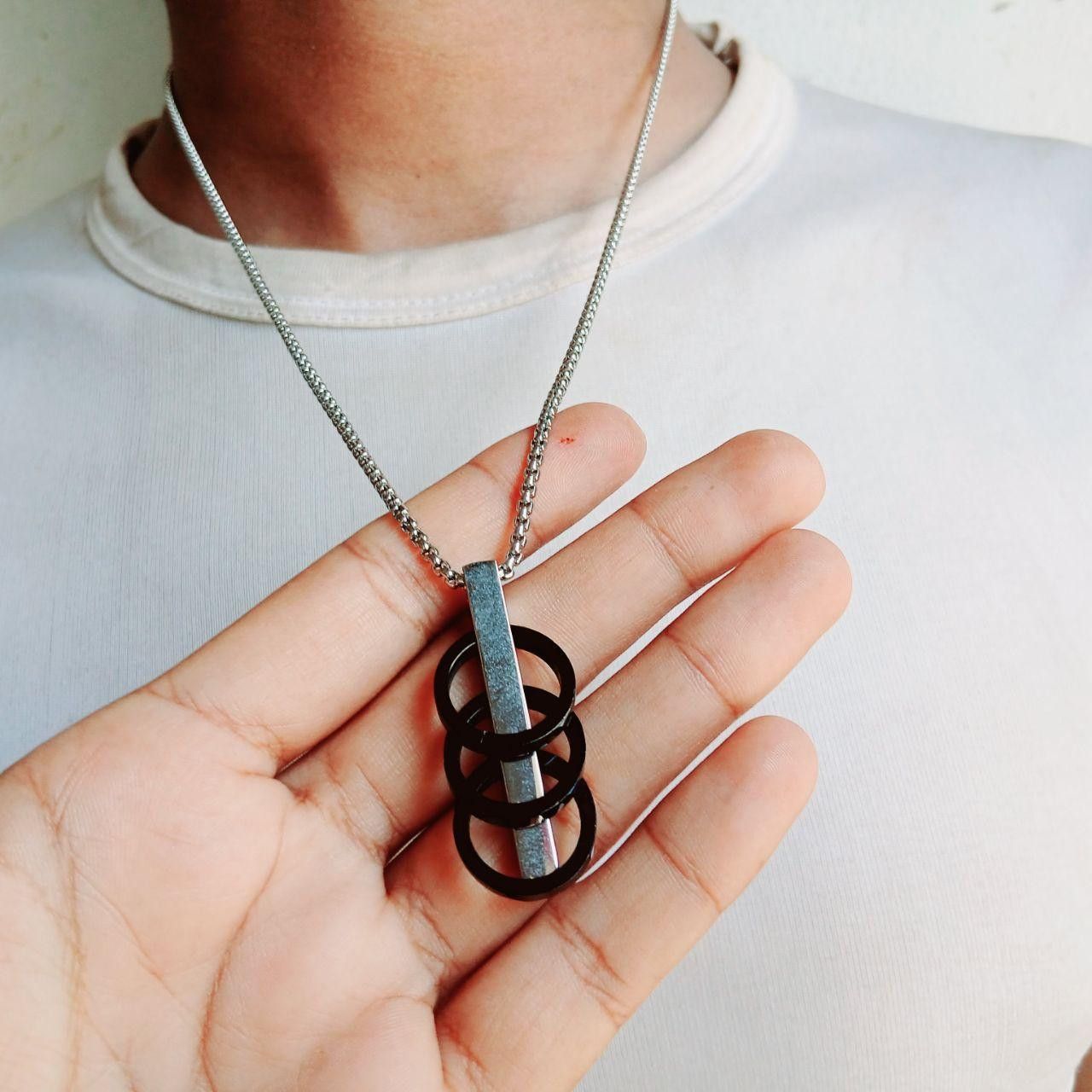 Other Silver Color Metal Chain Pendant Necklace Size ONE SIZE - 1 Thumbnail