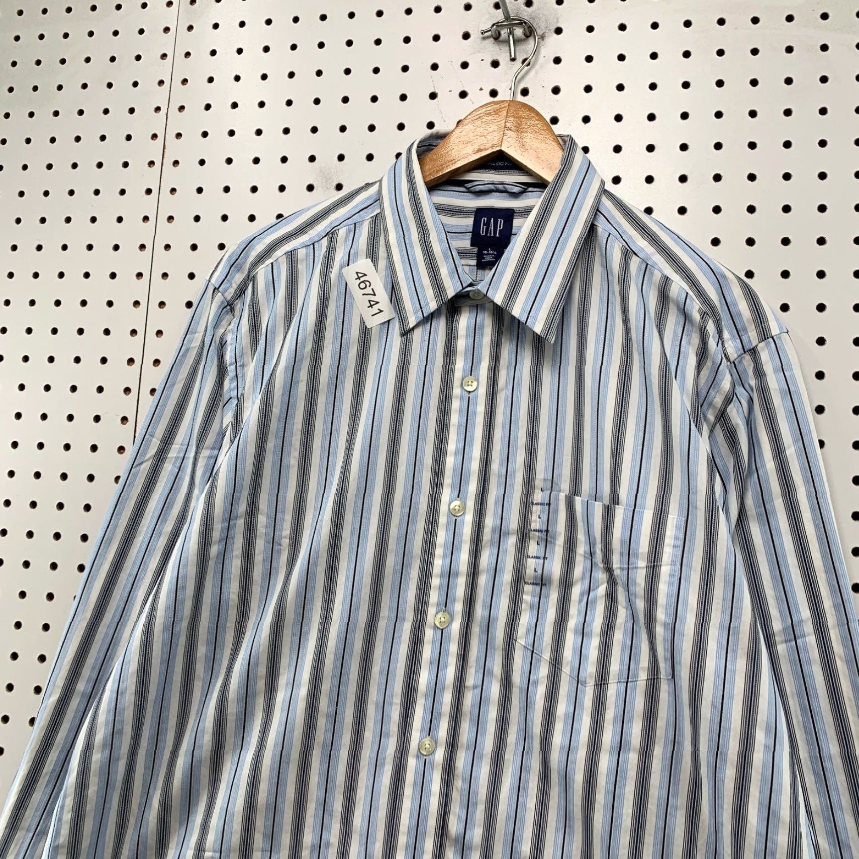 Gap VINTAGE GAP Button-Up Shirt Mens XL Blue Striped Long Sleeve Classic Fit Collared Button N/A Size US XL / EU 56 / 4 - 6 Thumbnail