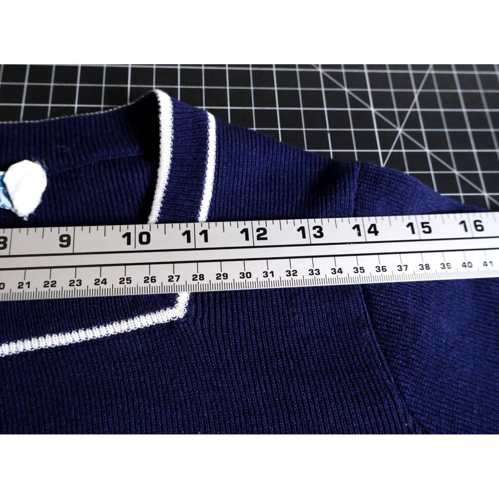 Vintage VINTAGE Leroy Knitwear Cat Embroidery Sweater Women XS Dark Blue Acrylic Knit Floral VTG Size S / US 4 / IT 40 - 7 Thumbnail