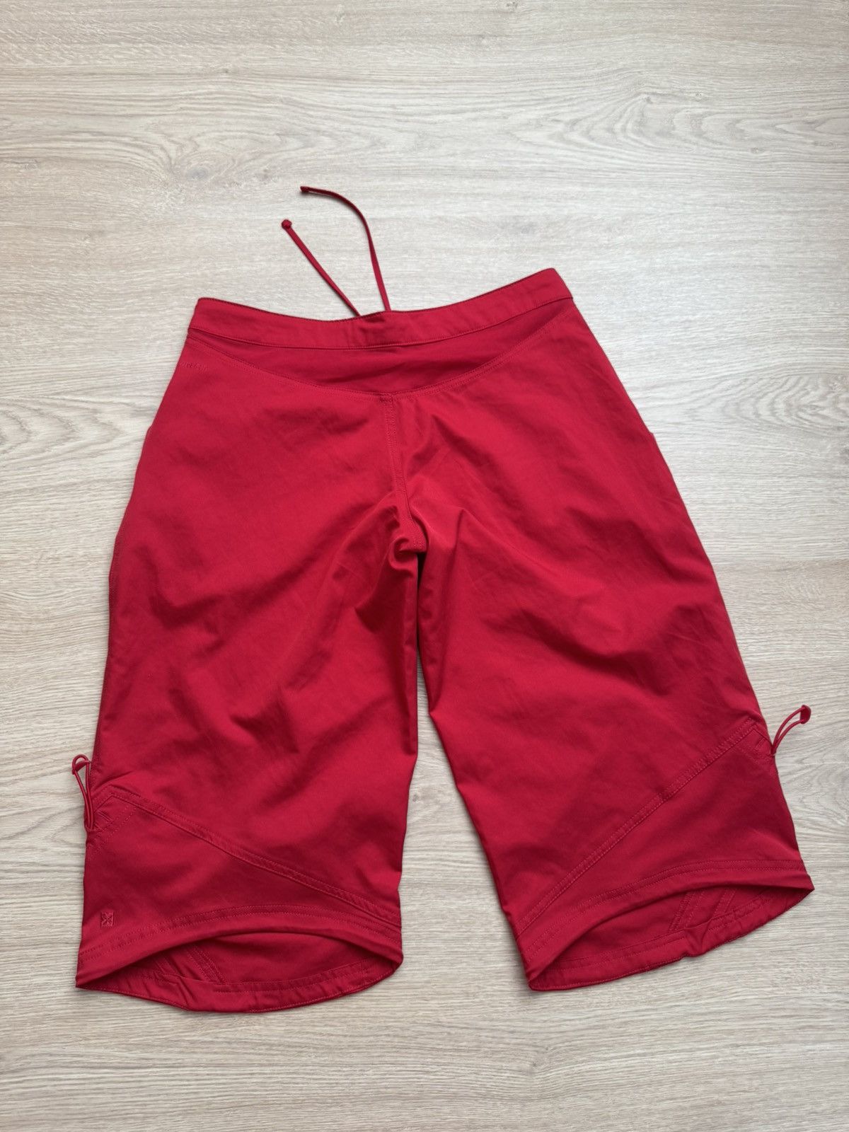 Nike Vintage 90’s Nike Women’s y2k Sport Japanese Jorts Shorts Size 28" / US 6 / IT 42 - 4 Thumbnail