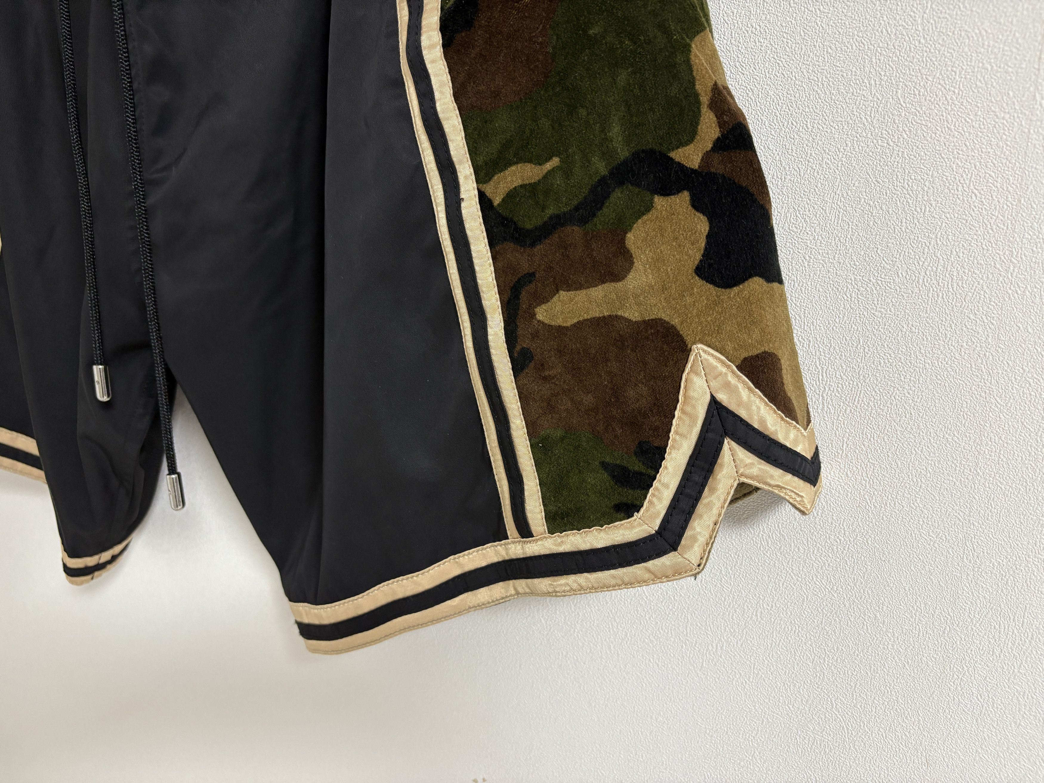 Just Don Just Don - Camo Basketball Black Jersey Shorts Size US 33 - 2 Thumbnail