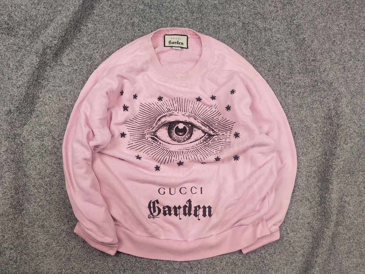 Gucci Gucci Garden Limited Edition Authentic pink sweatshirt eye Size US S / EU 44-46 / 1 - 1 Thumbnail