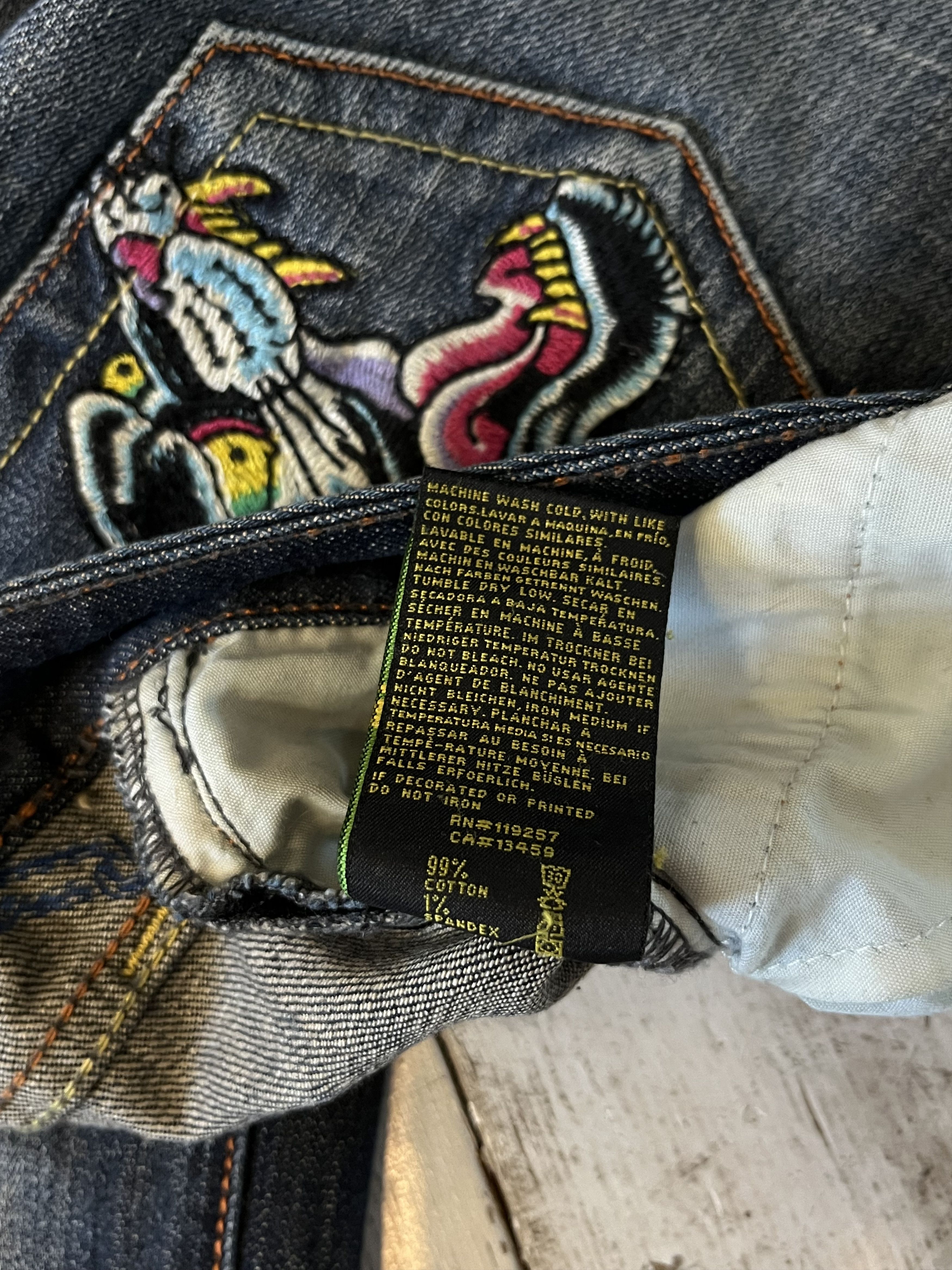 Christian Audigier × Ed Hardy × Japanese Brand y2k Christian Audigier Crazy Embroidered Skull Womens Jeans Size US 29 - 11 Thumbnail