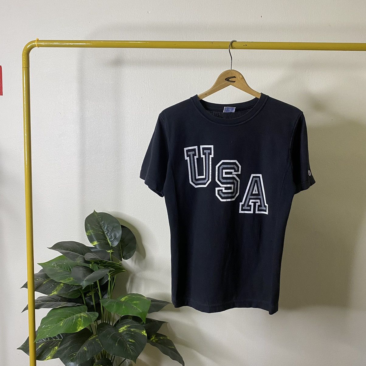 Champion × Vintage Vintage 2000s Champion Reverse Weave USA Tee Size US M / EU 48-50 / 2 - 1 Thumbnail
