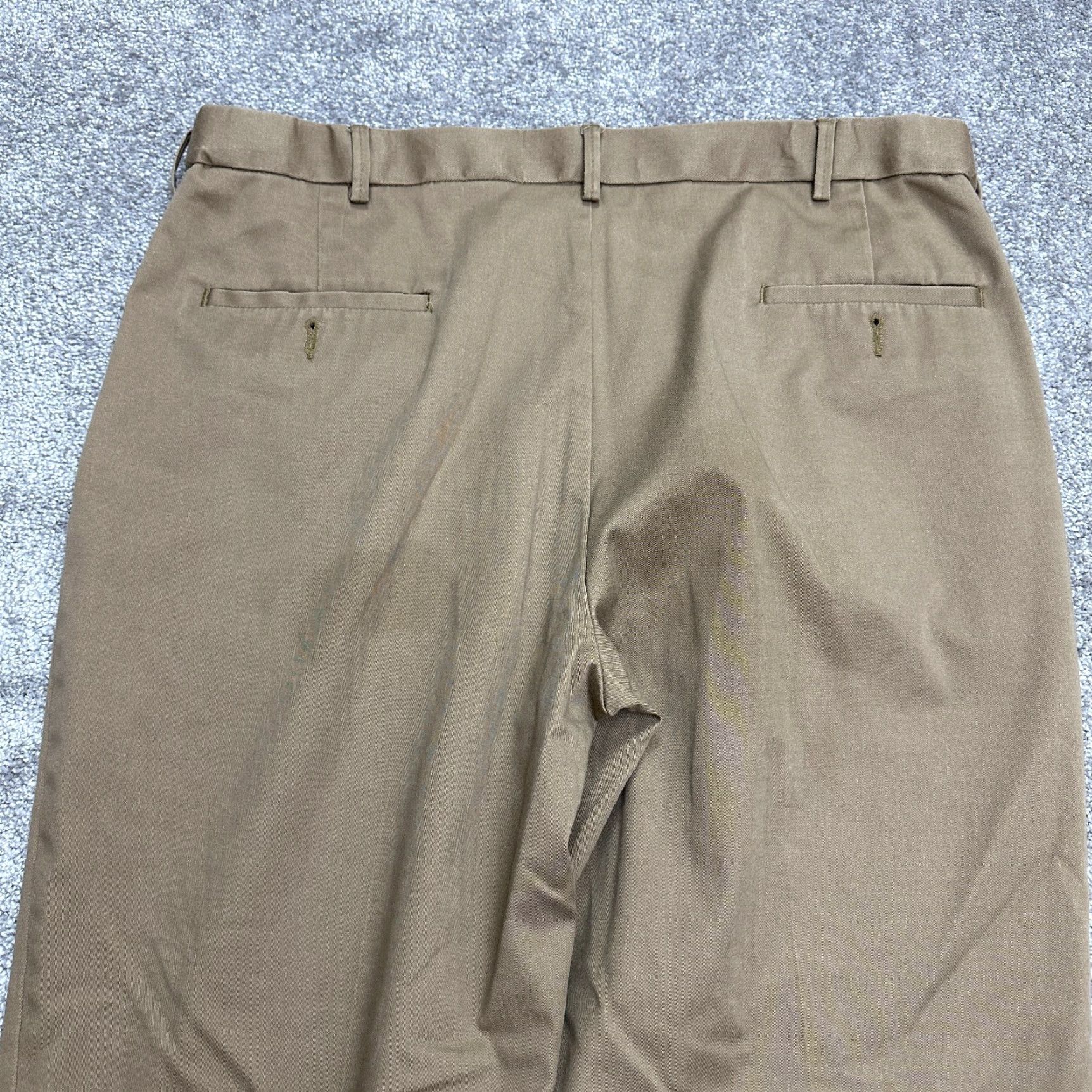 Eddie Bauer VINTAGE Haggar Classic Fit Chino Pants Mens 40x32 Brown Straight Leg Cotton Casual 90s Mens Size US 40 / EU 56 - 5 Thumbnail
