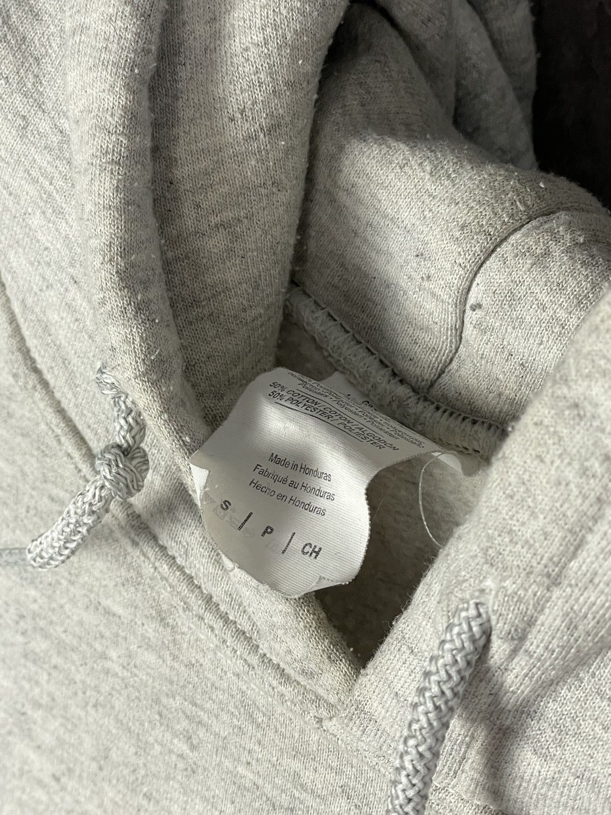 Japanese Brand × Vintage VINTAGE CHILDISH HOODIE BAGGY FIT THEME PARK SKATEGANG Size US S / EU 44-46 / 1 - 11 Thumbnail