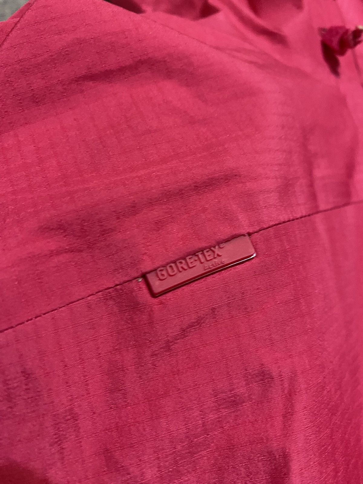 Haglofs Haglofs Gram Pink Gore-Tex Active Jacket Lightweight Size S / US 4 / IT 40 - 7 Thumbnail