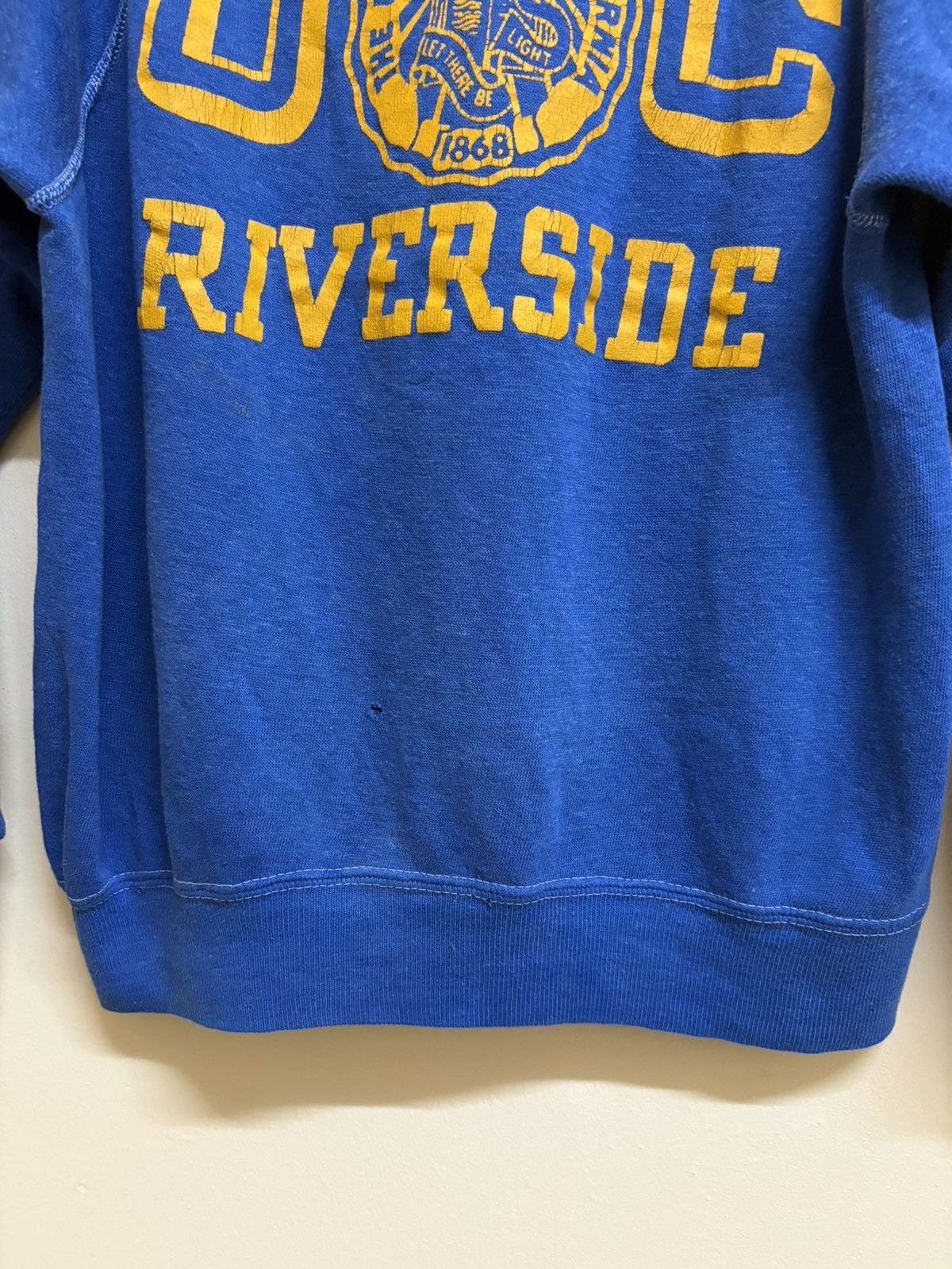 Vintage Vintage 60s The University Of California Sweatshirt Size US S / EU 44-46 / 1 - 11 Thumbnail