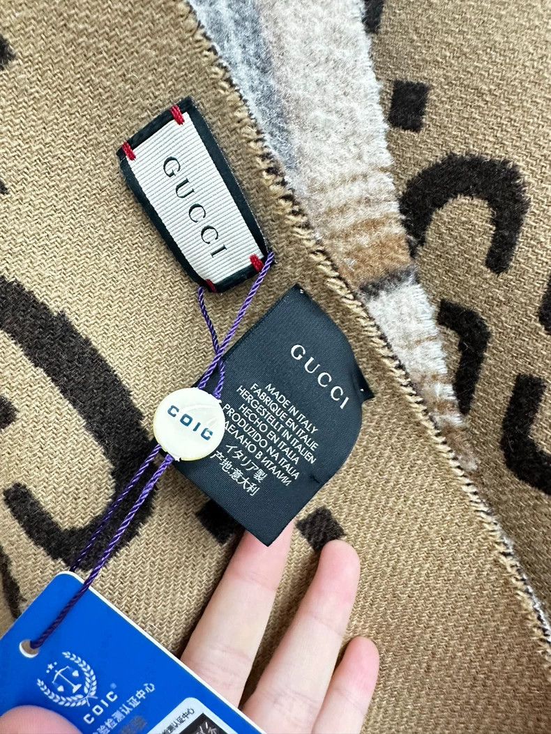 Gucci Gucci Full-print double-sided cloak Size ONE SIZE - 5 Thumbnail