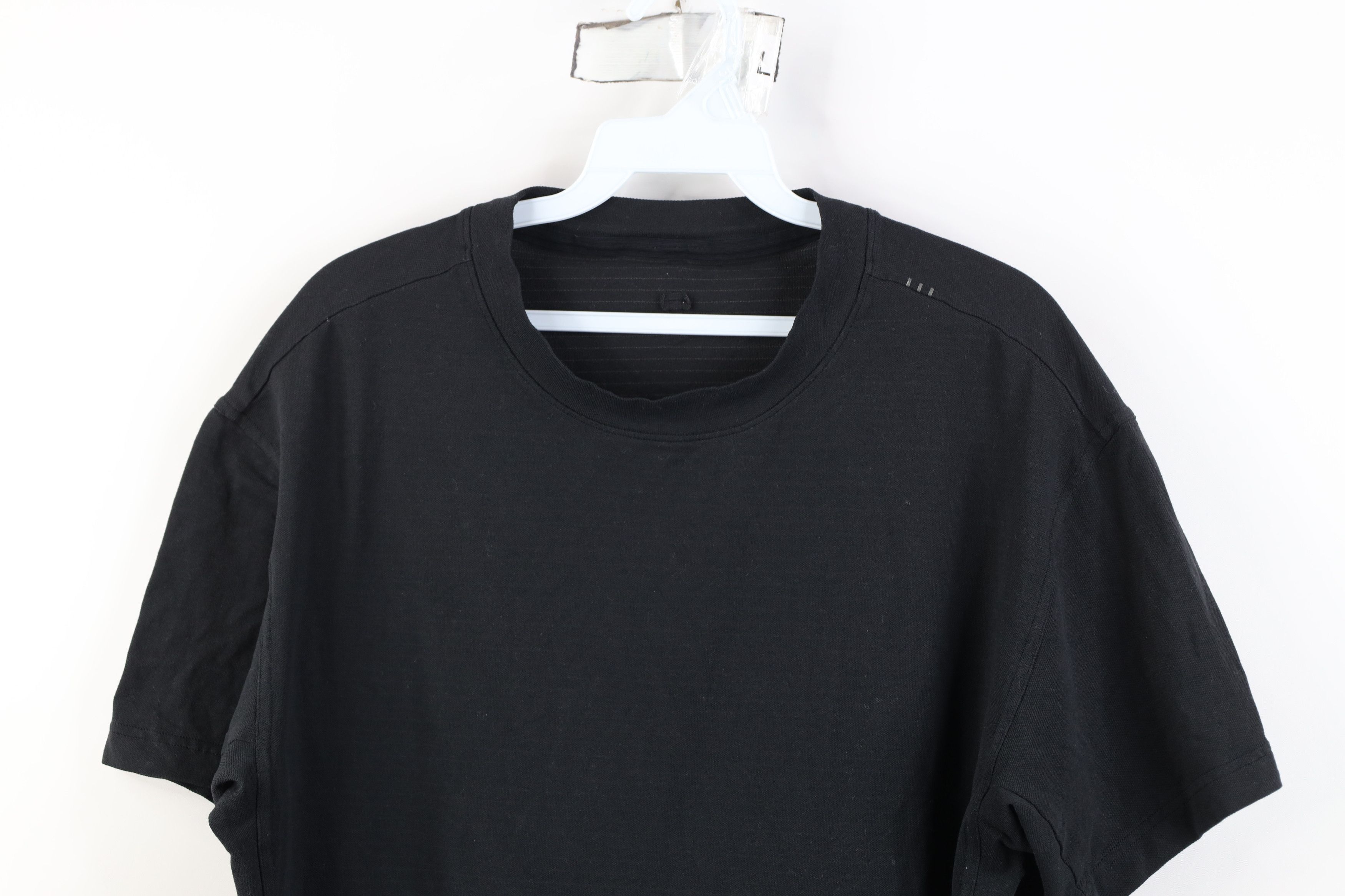 Lululemon Lululemon Metal Vent Tech Short Sleeve T-Shirt Training Size US M / EU 48-50 / 2 - 2 Thumbnail