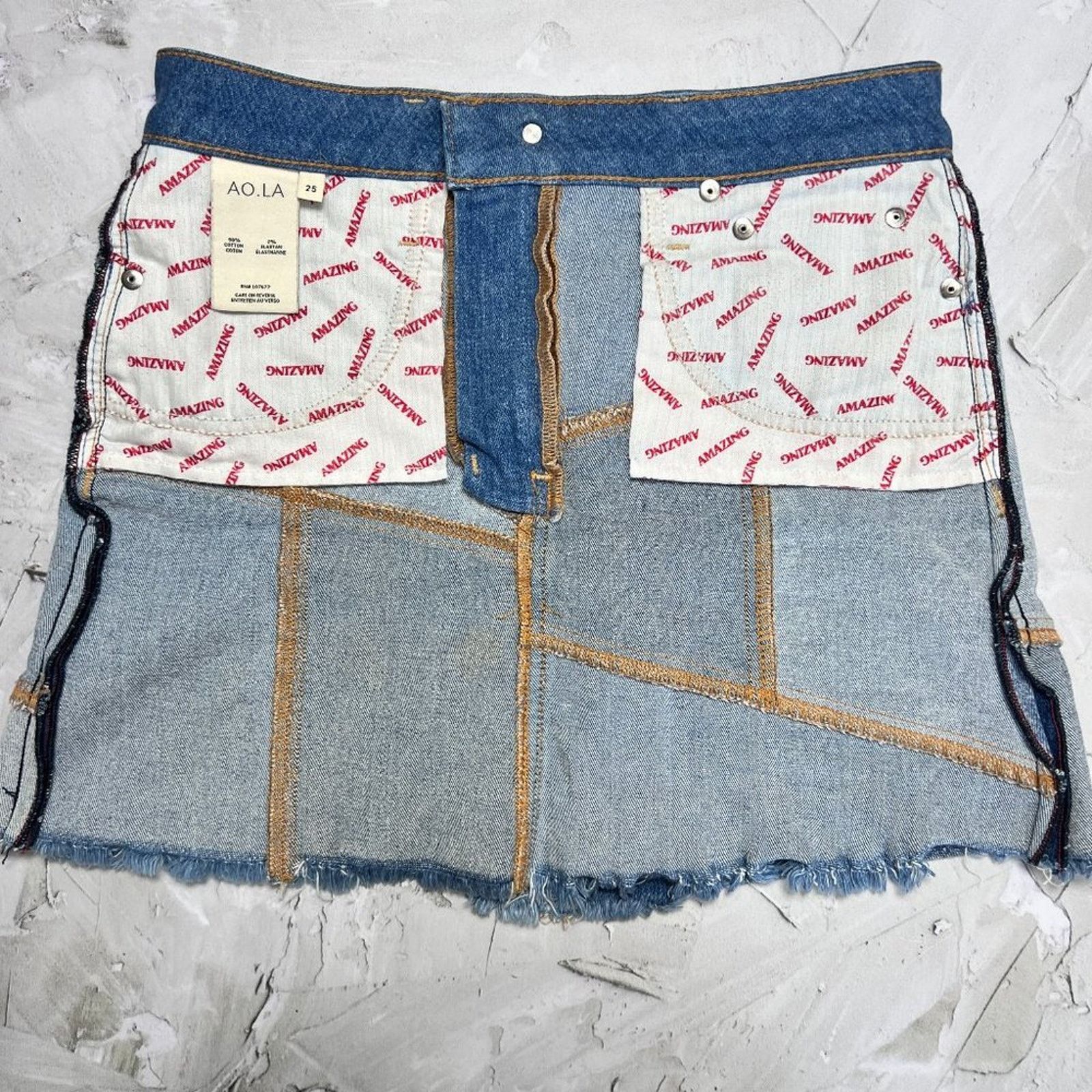 Alice + Olivia AO.LA Alice + Olivia Keep Steppin Denim Mini Skirt Size 25 Size 25" / US 0 / IT 36 - 9 Thumbnail