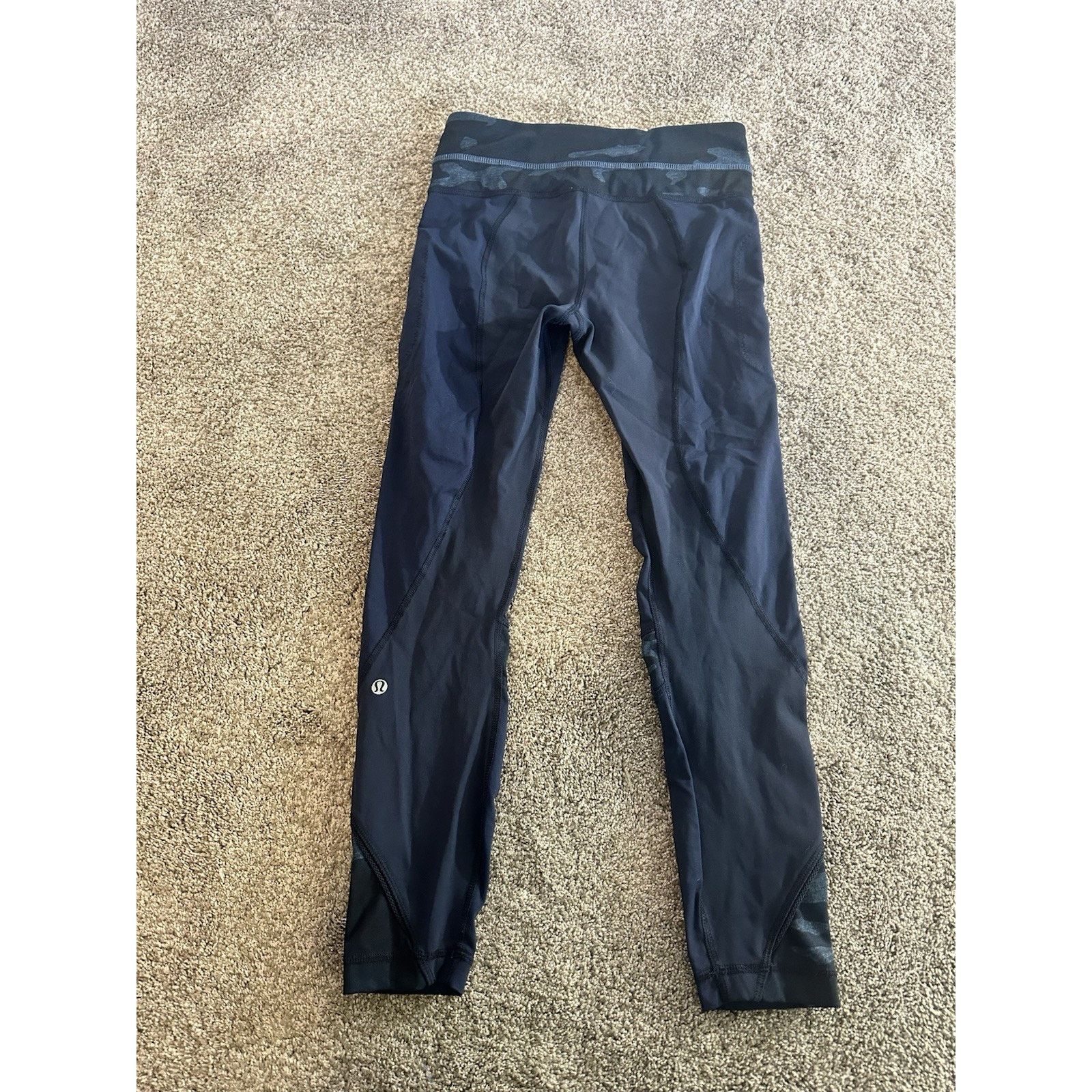Lululemon Lululemon Pants Womens 4 Blue Camo Leggings Zip Pockets Size 27" / US 4 / IT 40 - 11 Thumbnail