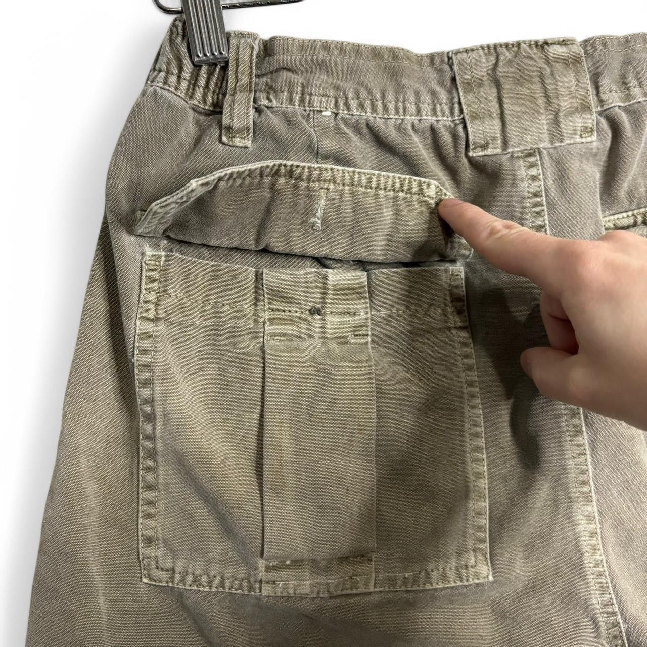 Vintage Vintage Y2K trashed khaki green cargo shorts Size US 29 - 8 Thumbnail