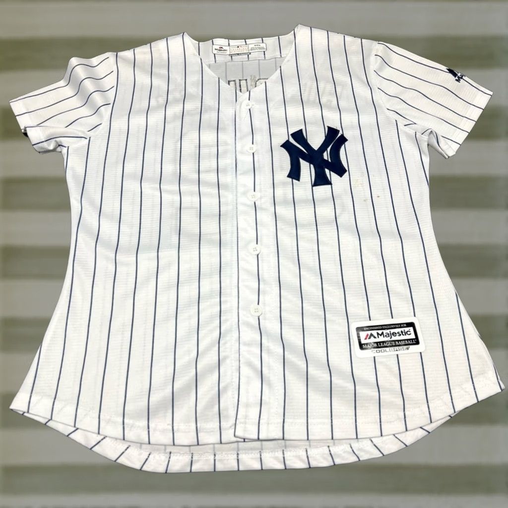 Vintage New York Yankees Jersey Majestic CUSTOM “HIS QUEEN” Pinstripe Women Medium #92 Size M / US 6-8 / IT 42-44 - 1 Thumbnail