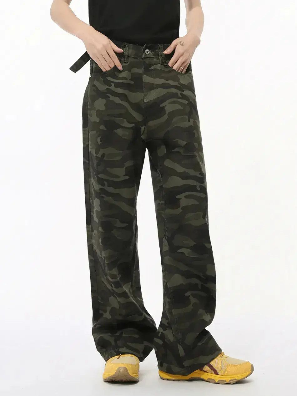 Japanese Brand Retro camouflage straight leg wide leg jeans Size US 32 / EU 48 - 1 Thumbnail