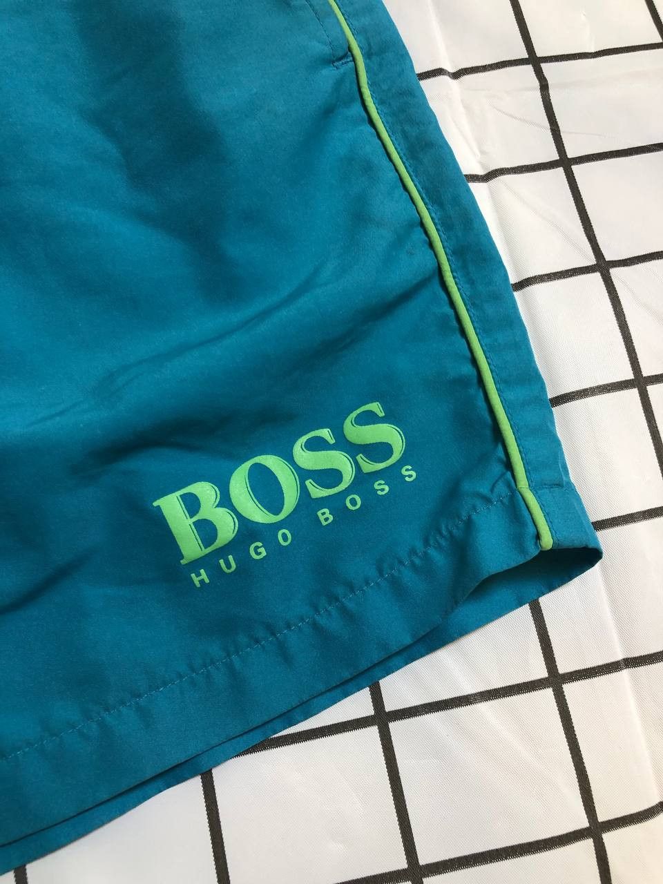 Hugo Boss Vintage Hugo Boss Y2K Logo Streetwear Shorts Size S Size US 30 / EU 46 - 4 Thumbnail
