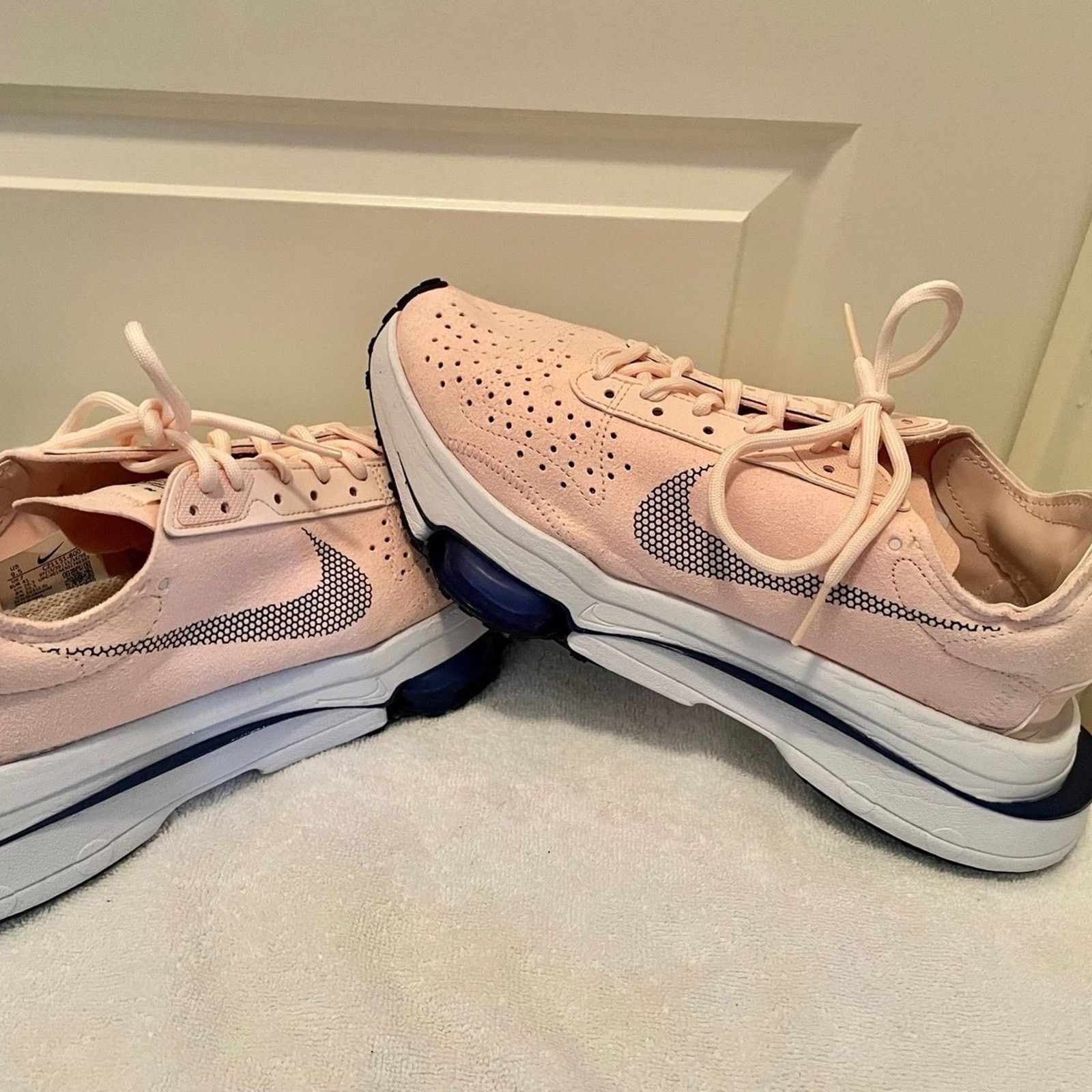 Nike Air Zoom Type Sneaker- Women’s Size 9.5