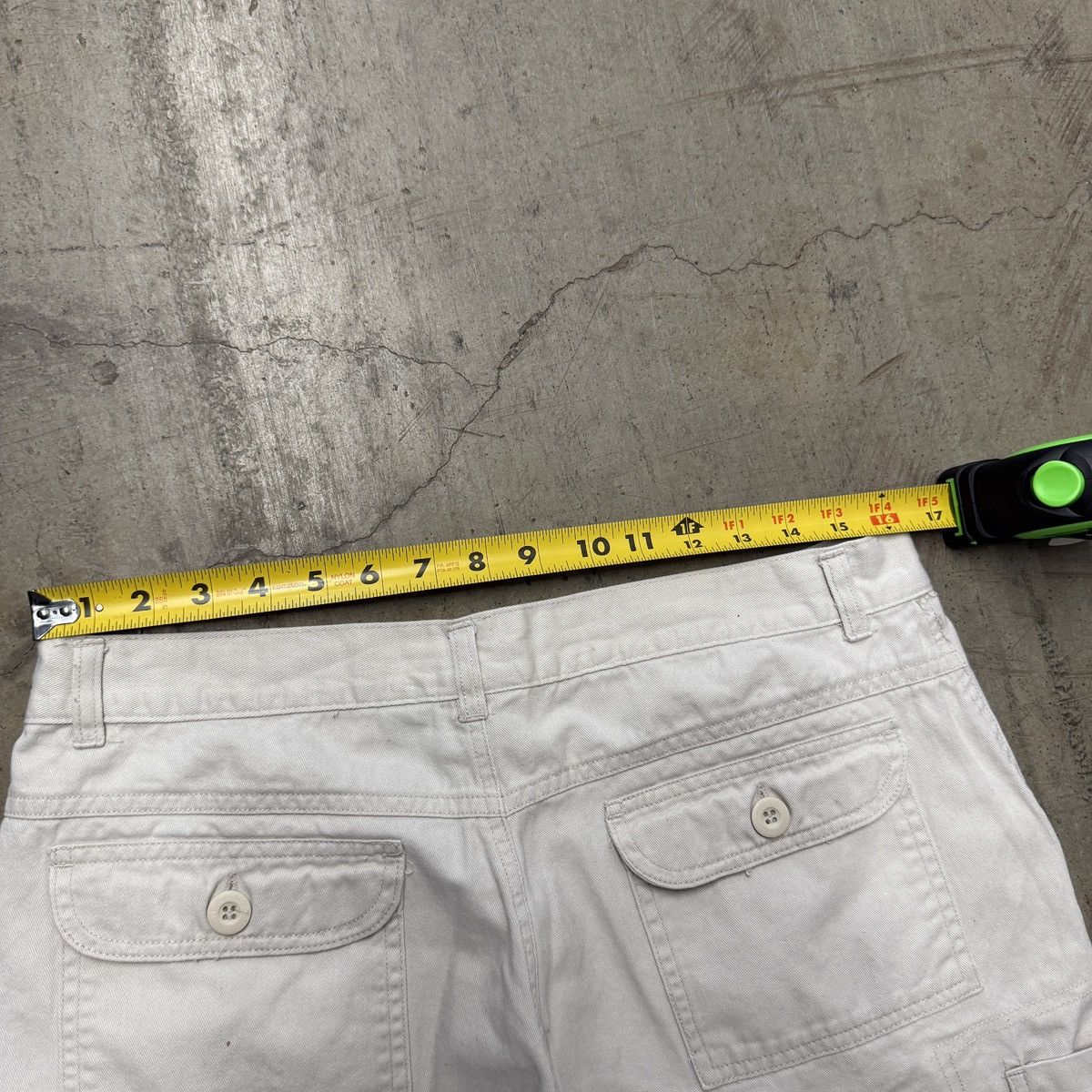 Bugle Boy Vintage Y2K Bugle Boy Cream Baggy Cargo Shorts Mens W36 Size US 36 / EU 52 - 5 Thumbnail
