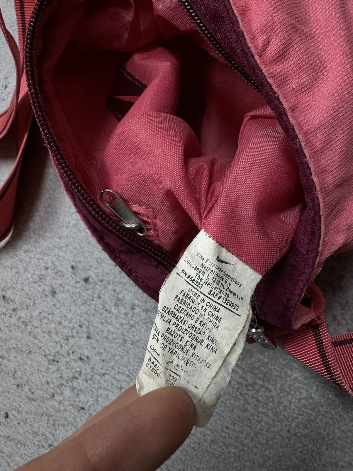 Nike Nike crossbody bag vintage 90s 00s Size ONE SIZE - 9 Thumbnail