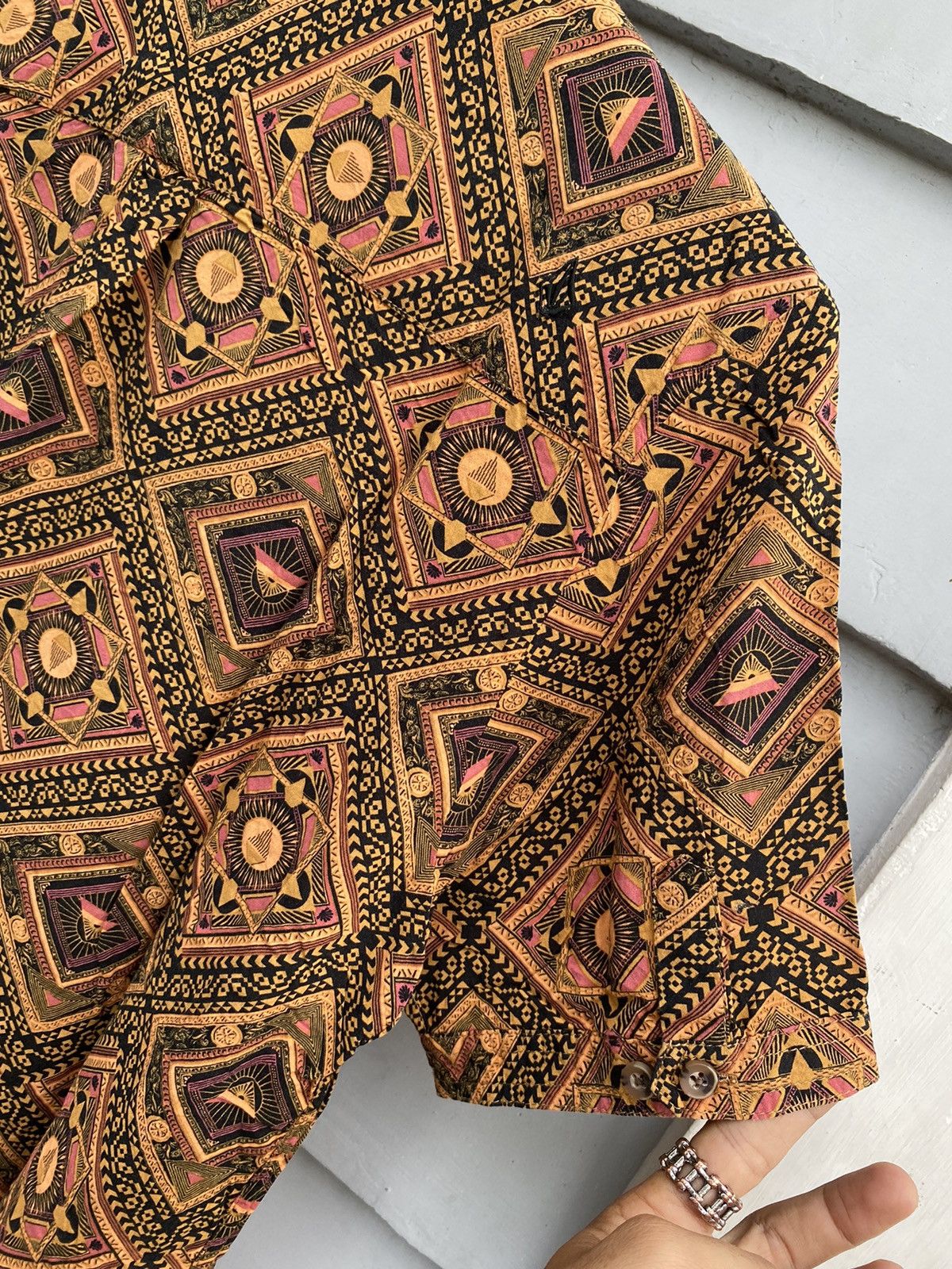 Volcom Volcom Stone Graphic Triangle Print Traditional Batik Style Size US S / EU 44-46 / 1 - 14 Thumbnail