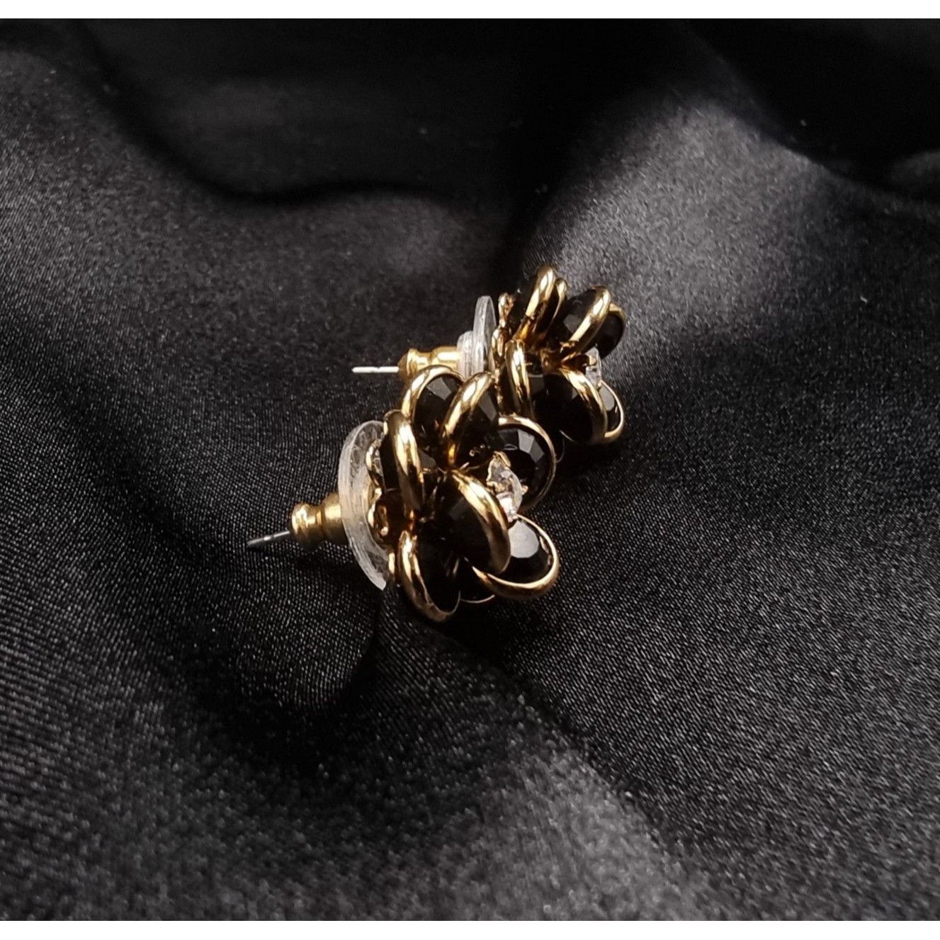 Swarovski Vintage 1990s Swarovski Black & Gold Flower Crystal Stud Ear Size ONE SIZE - 5 Thumbnail