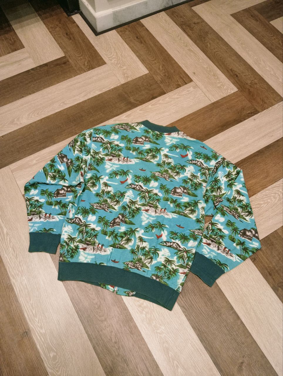 Chaps Ralph Lauren CHAPS RALPH LAUREN ALOHA PRINTED BOMBER JACKET - SIZE L Size US L / EU 52-54 / 3 - 12 Thumbnail