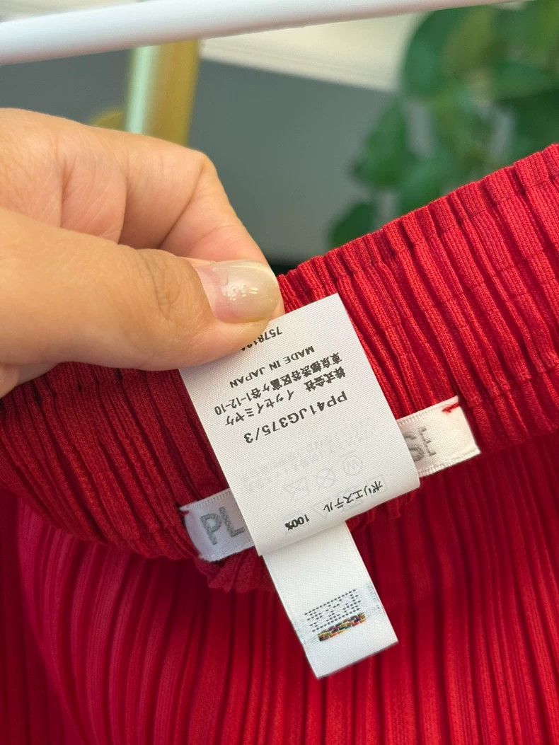 Issey Miyake Issey Miyake size:3 Red skirt Size 42" / US 20 - 4 Thumbnail