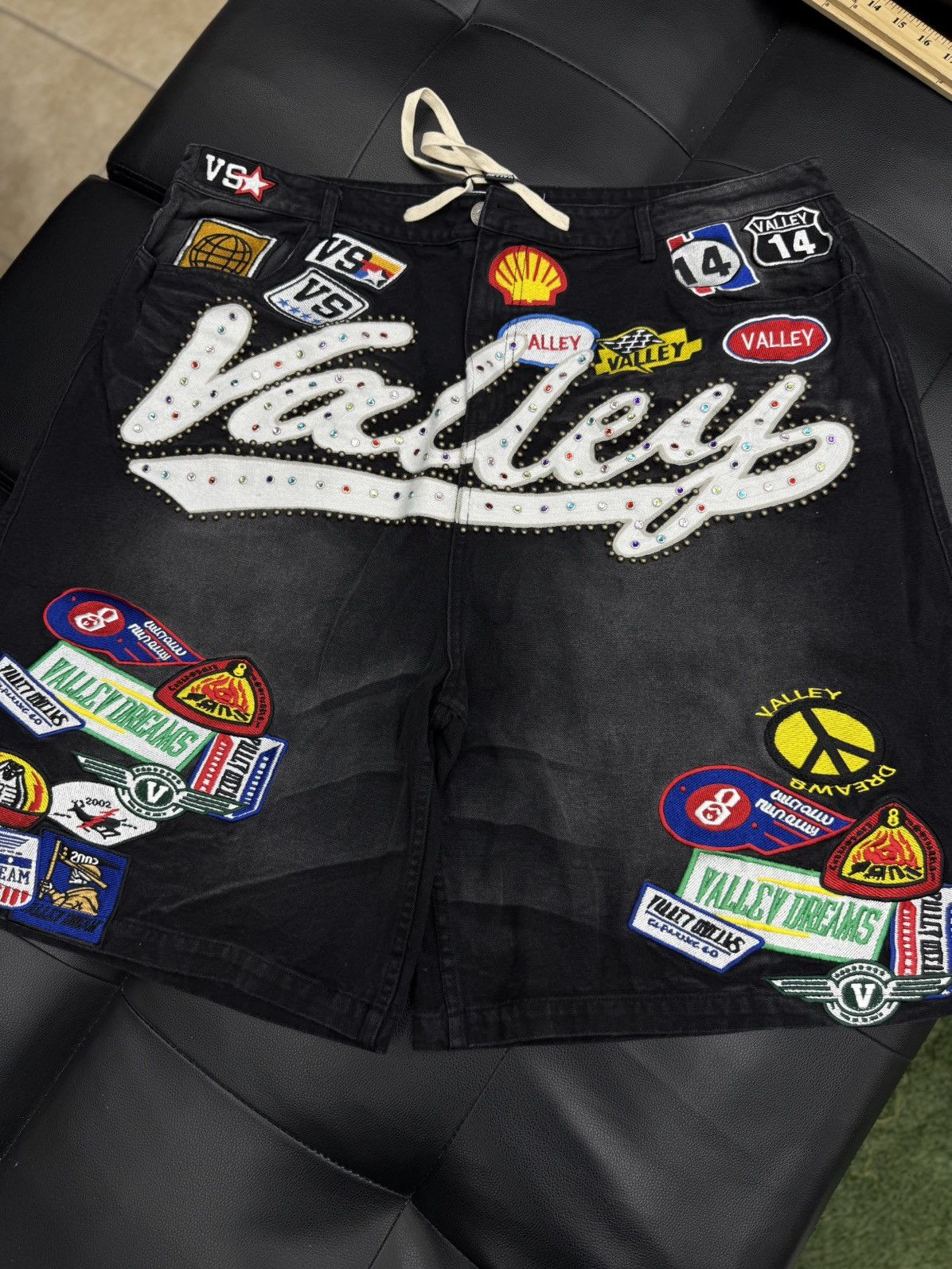 Vale Valley Black Denim Patchwork Shorts Size 40 (Brand New) Size US 40 / EU 56 - 1 Thumbnail