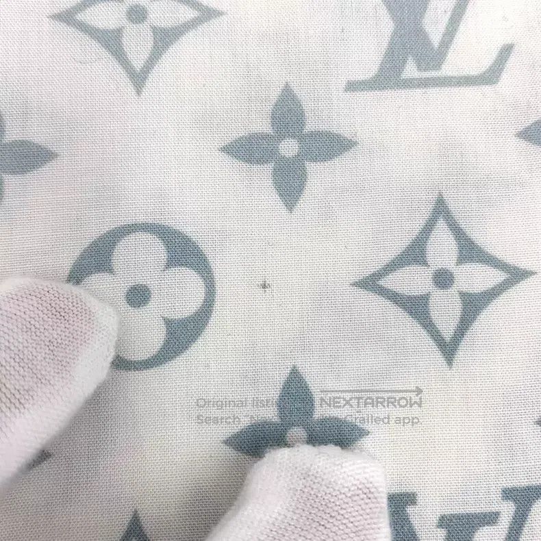 Louis Vuitton Louis Vuitton White logo presbyopic gradient full print la Size US L / EU 52-54 / 3 - 9 Thumbnail