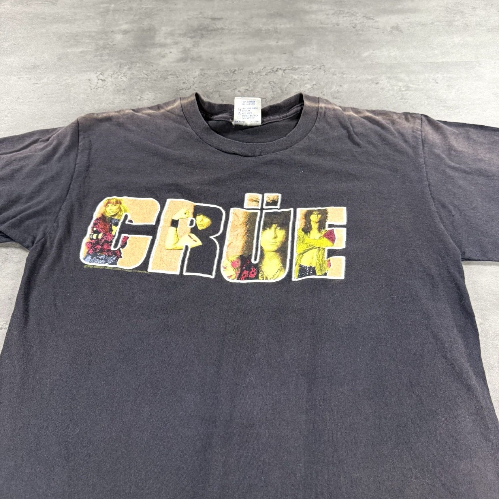 Vintage VINTAGE Motley Crue T Shirt Brockum Large Black Short Sleeve Crew Neck Men Band 80s Thrashed Thrash Kickstart My Heart 1989 - Mens Size US L / EU 52-54 / 3 - 2 Thumbnail