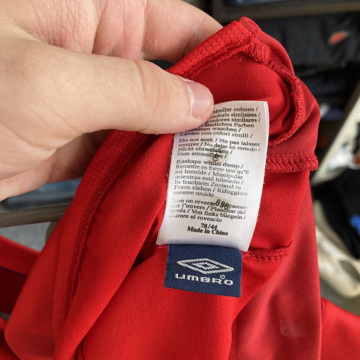 Umbro Vintage Umbro England National 2006 Red soccer jersey Size US XXL / EU 58 / 5 - 12 Thumbnail