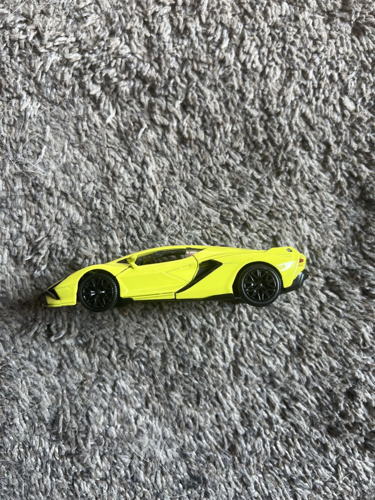 Lamborghini RMZ City Lamborghini Siân FKP 37 Pull-Back Die-Cast Car Size ONE SIZE - 5 Thumbnail