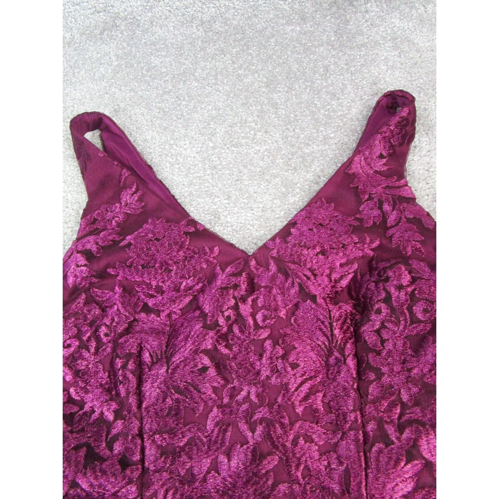 Lulus VINTAGE Lulus Dress Womens XS Purple Floral Lace Blouson Sleeveless V-Neck Short Party Cocktail Wedding Size XS / US 0-2 / IT 36-38 - 2 Thumbnail