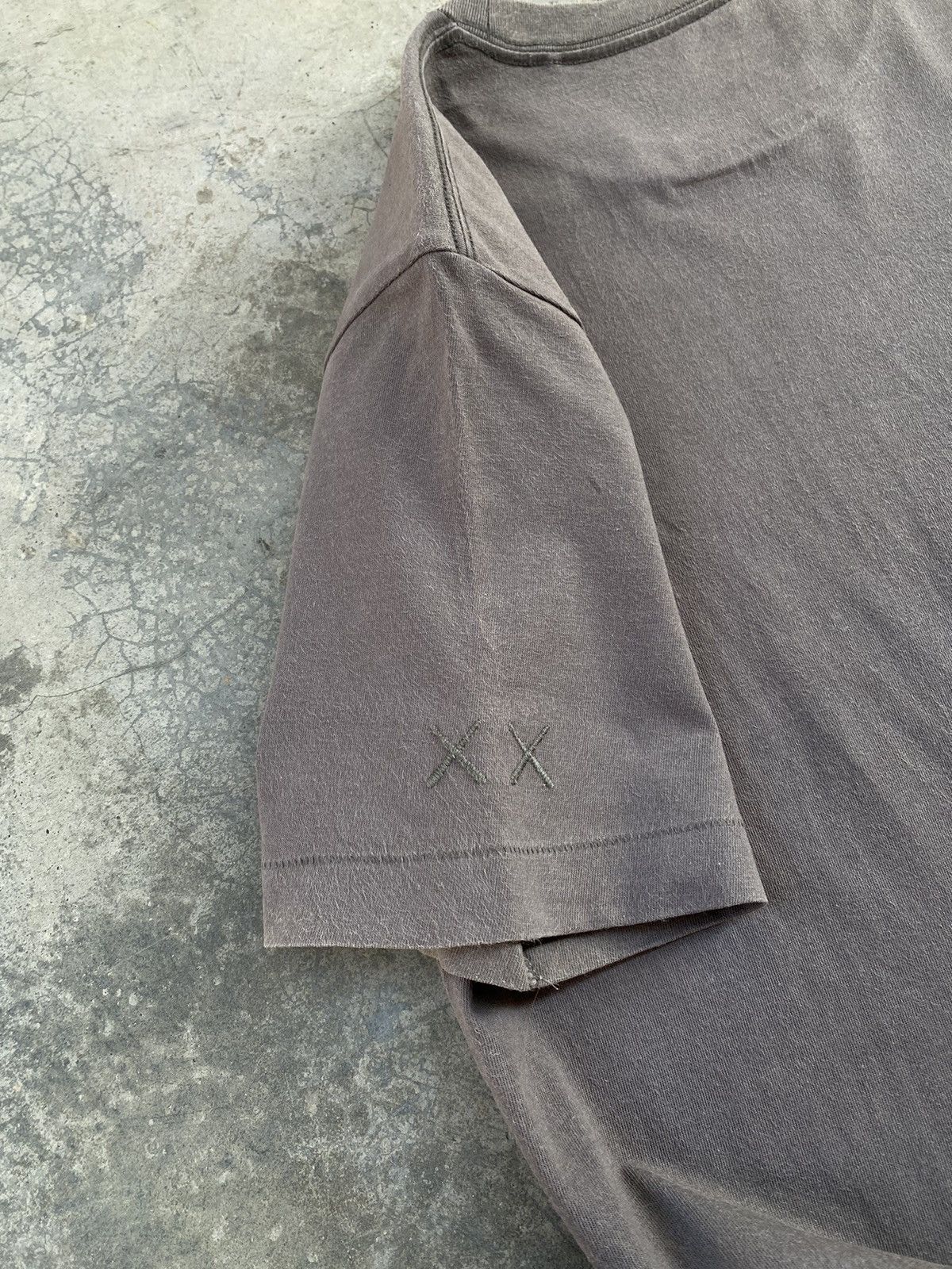 Kaws Kaws Peanuts Uniqlo OverPrint Tees Size US M / EU 48-50 / 2 - 6 Thumbnail