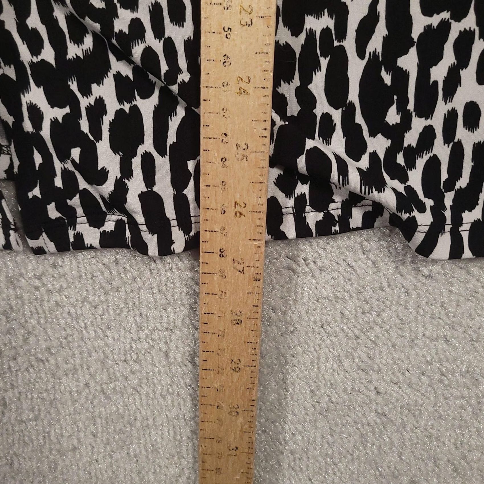 Calvin Klein Calvin Klein Shirt Womens Large Black White Leopard Print Long Sleeve Blouse Size L / US 10 / IT 46 - 7 Thumbnail
