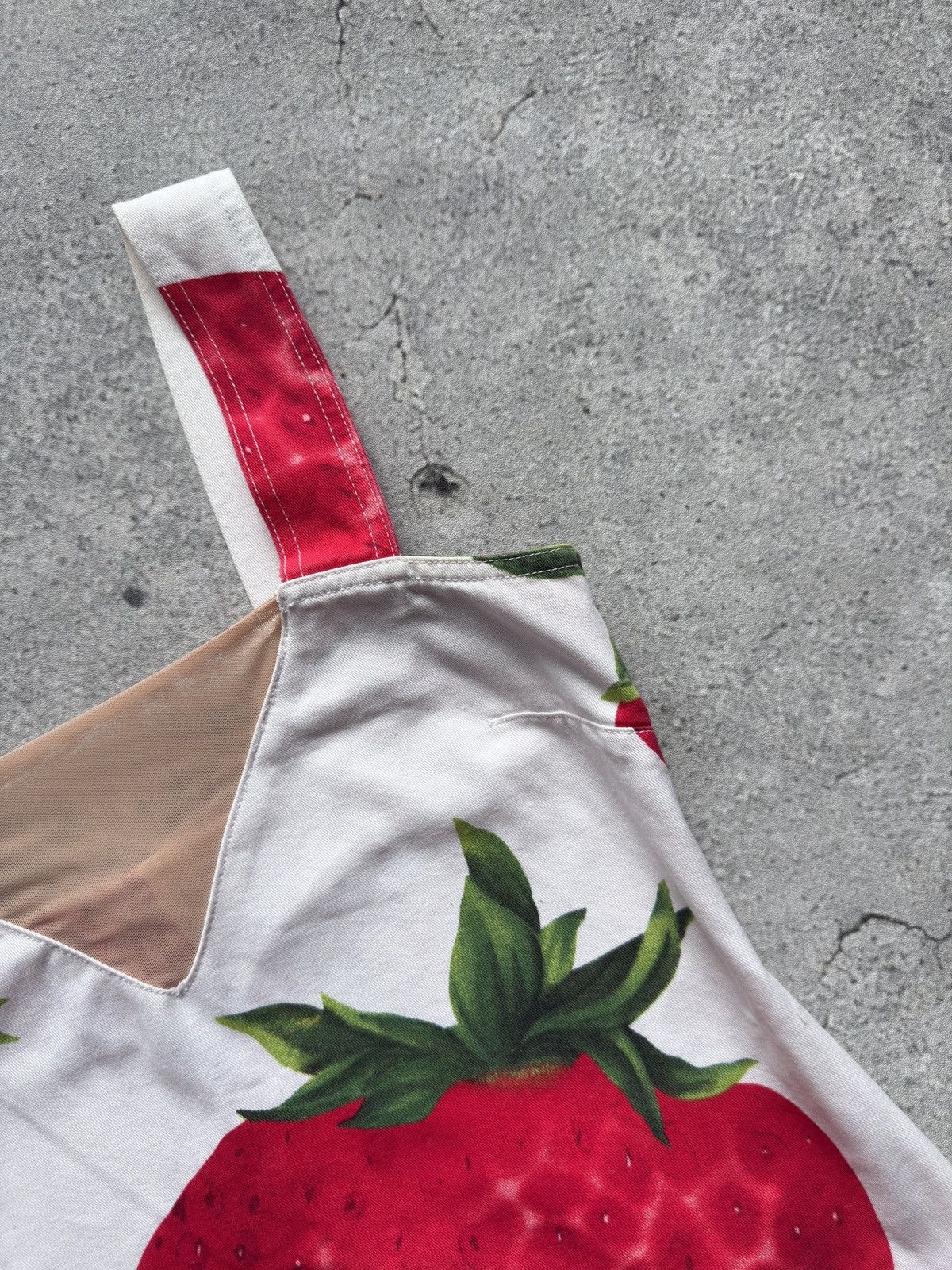 Dolce & Gabbana 🍓 Dolce & Gabbana White Strawberry Dress 💓 Size S / US 4 / IT 40 - 9 Thumbnail