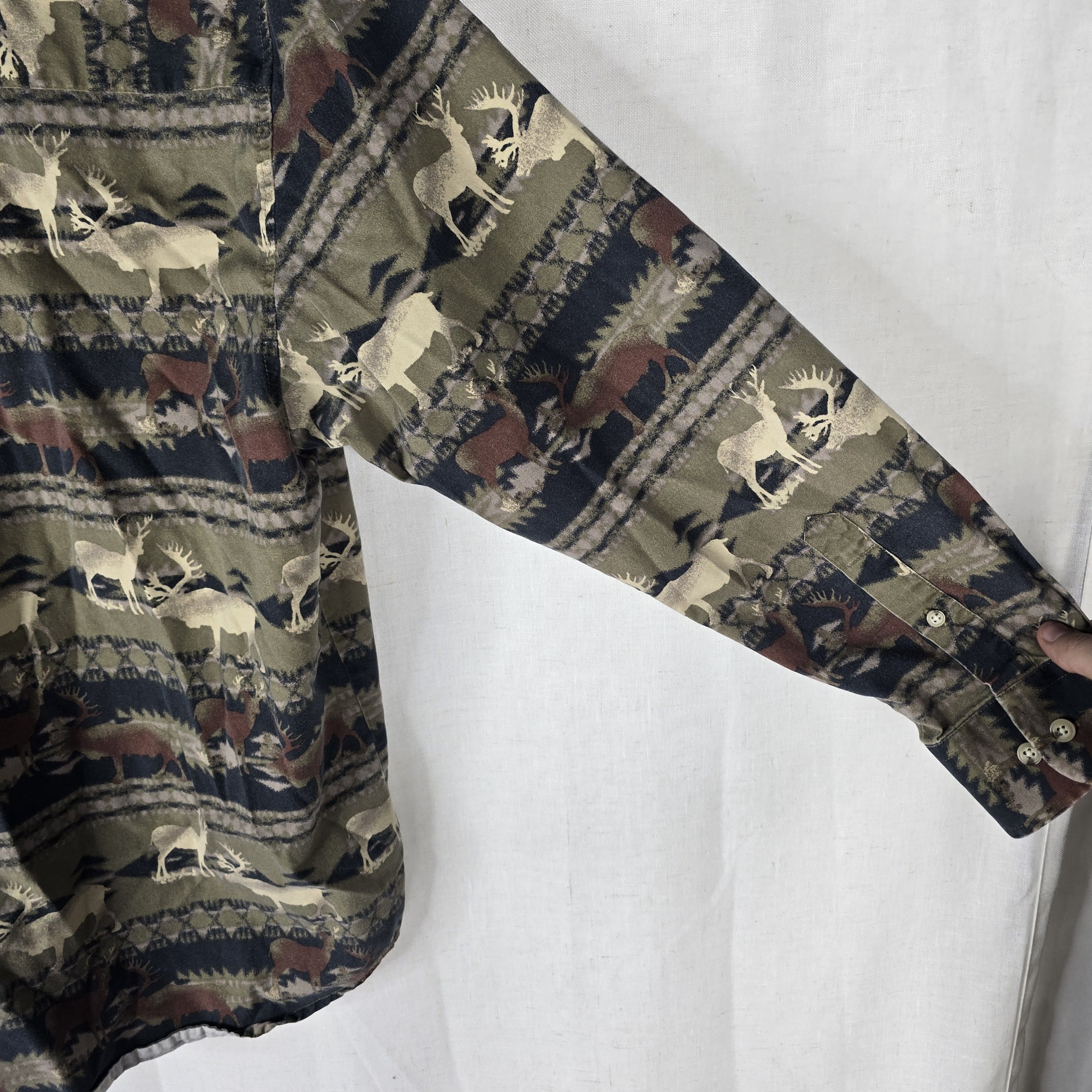 Natural Issue Natural Issue Mens Medium Deer Elk Aztec Y2k Button Up Size US M / EU 48-50 / 2 - 8 Thumbnail