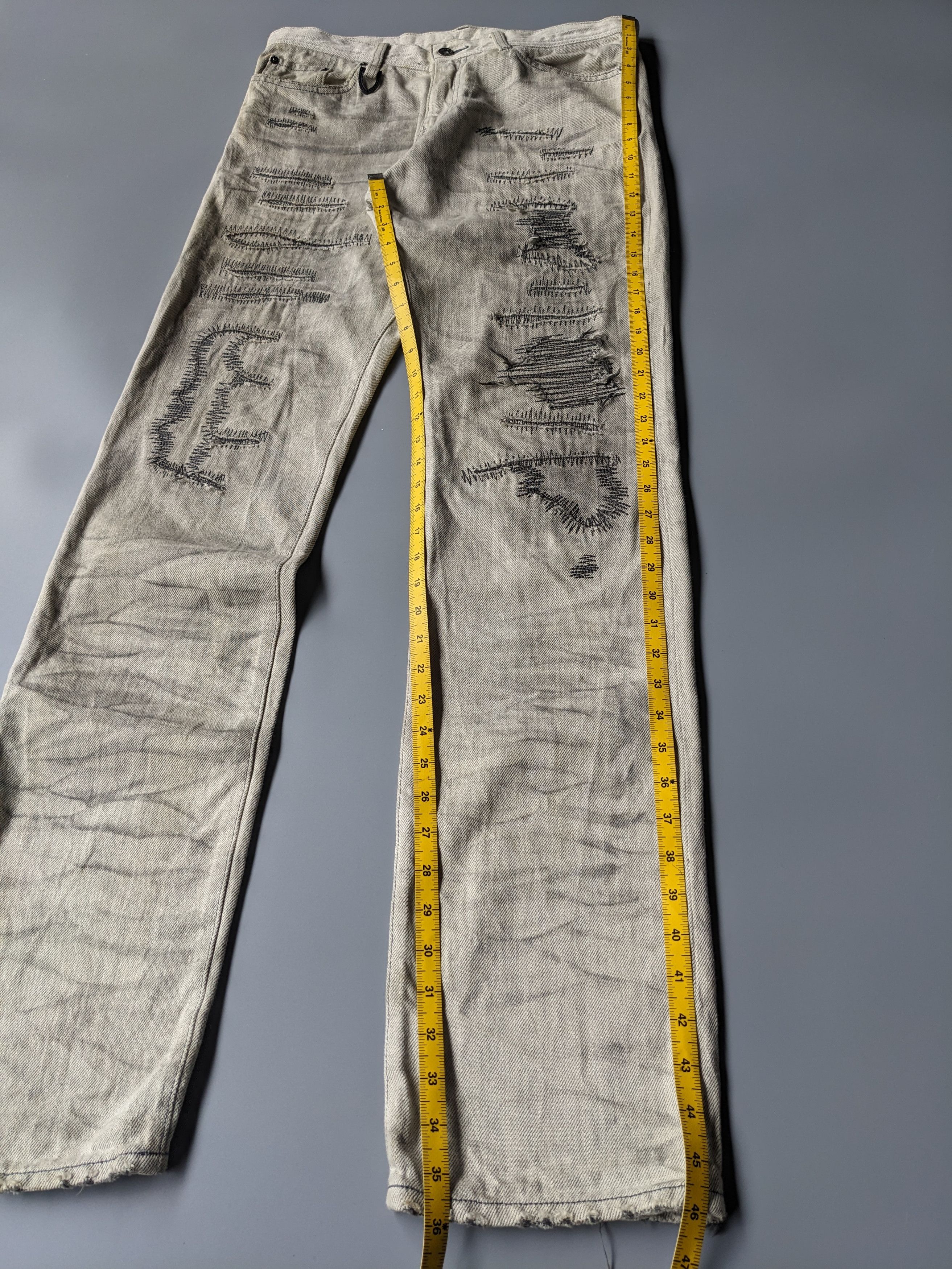semanticdesign Semantic Design ripped like undercoverism jeans Size US 34 / EU 50 - 11 Thumbnail