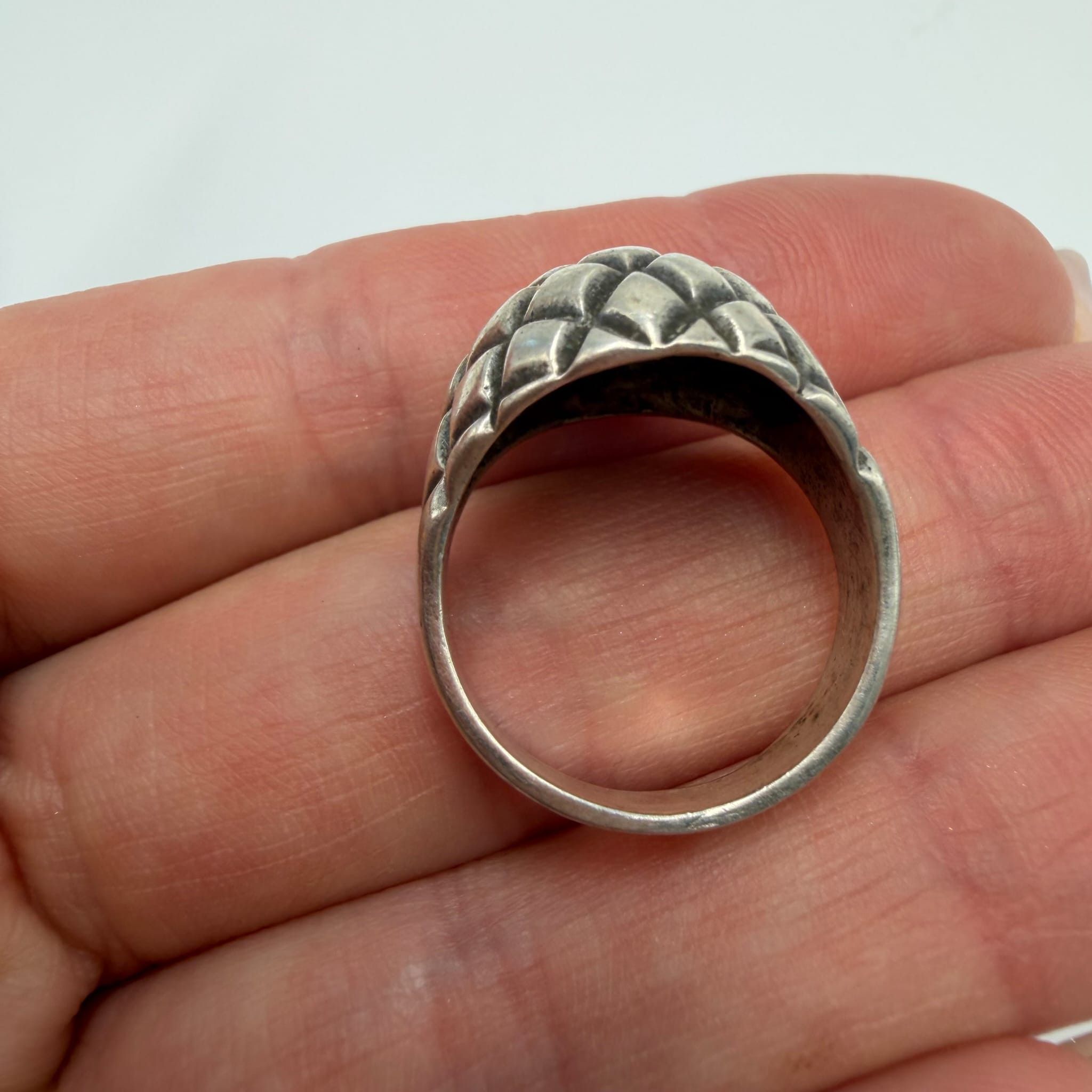 Vintage Vintage 925 Sterling Silver Ring Textured Dome Design Size 7 Size ONE SIZE - 11 Thumbnail