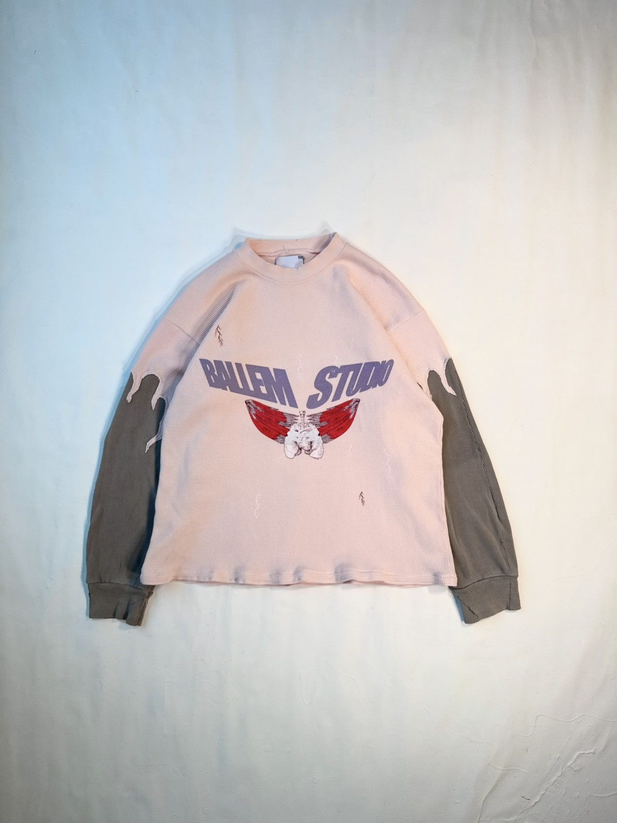 Vintage Streetwear Thermal Flames Avant Garde Brand Longsleeve Size US S / EU 44-46 / 1 - 1 Thumbnail