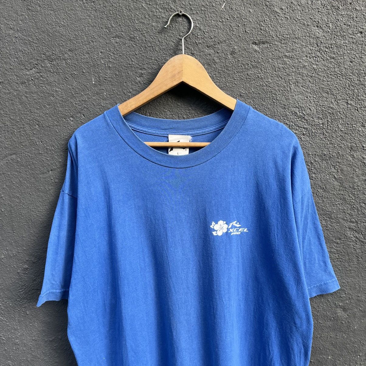 Rusty Thrashed Faded Vintage 90s Rusty Surfing Brand Tee Size US L / EU 52-54 / 3 - 4 Thumbnail