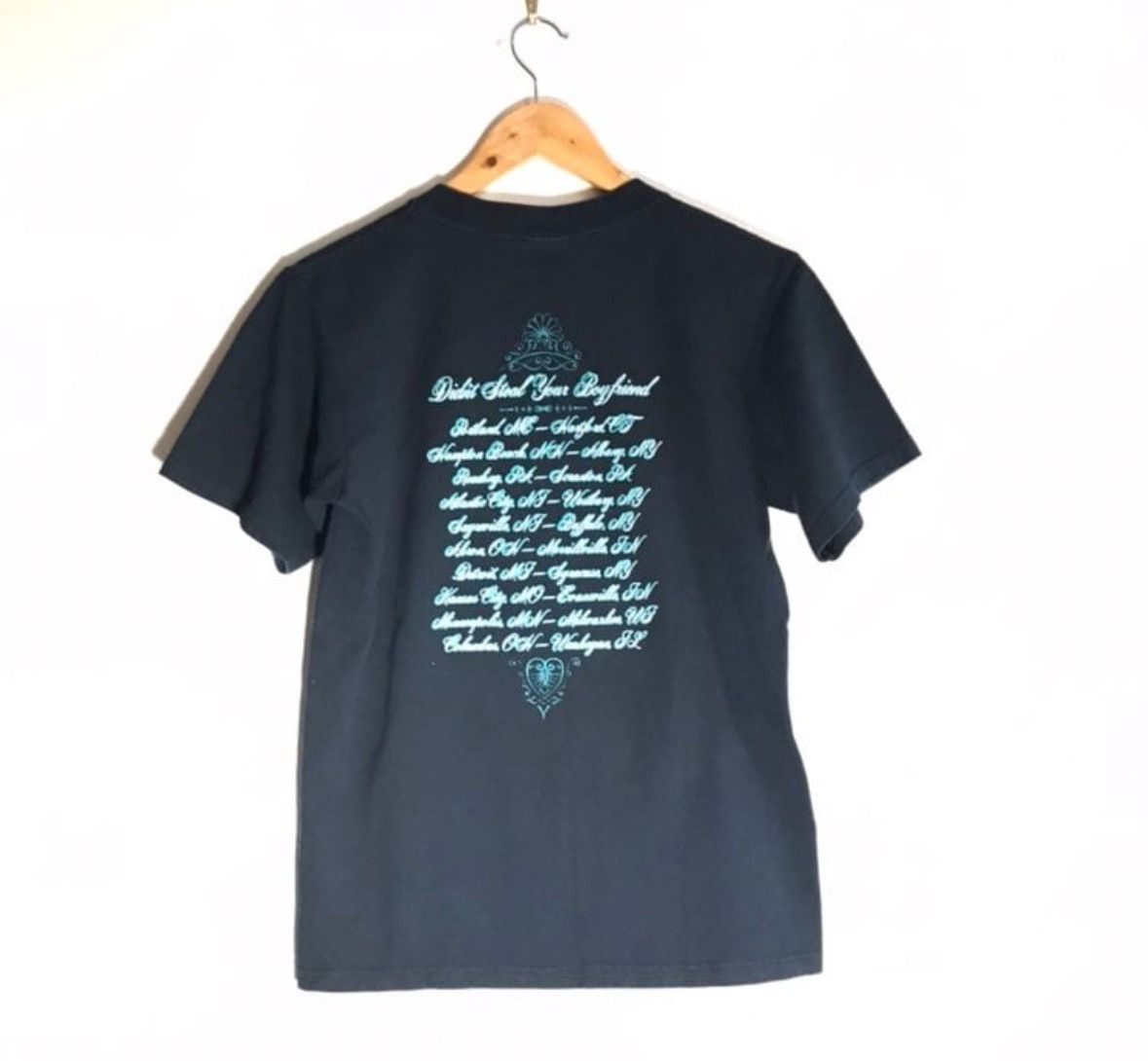 Vintage Ashlee Simpson tour shirt Size US S / EU 44-46 / 1 - 5 Thumbnail