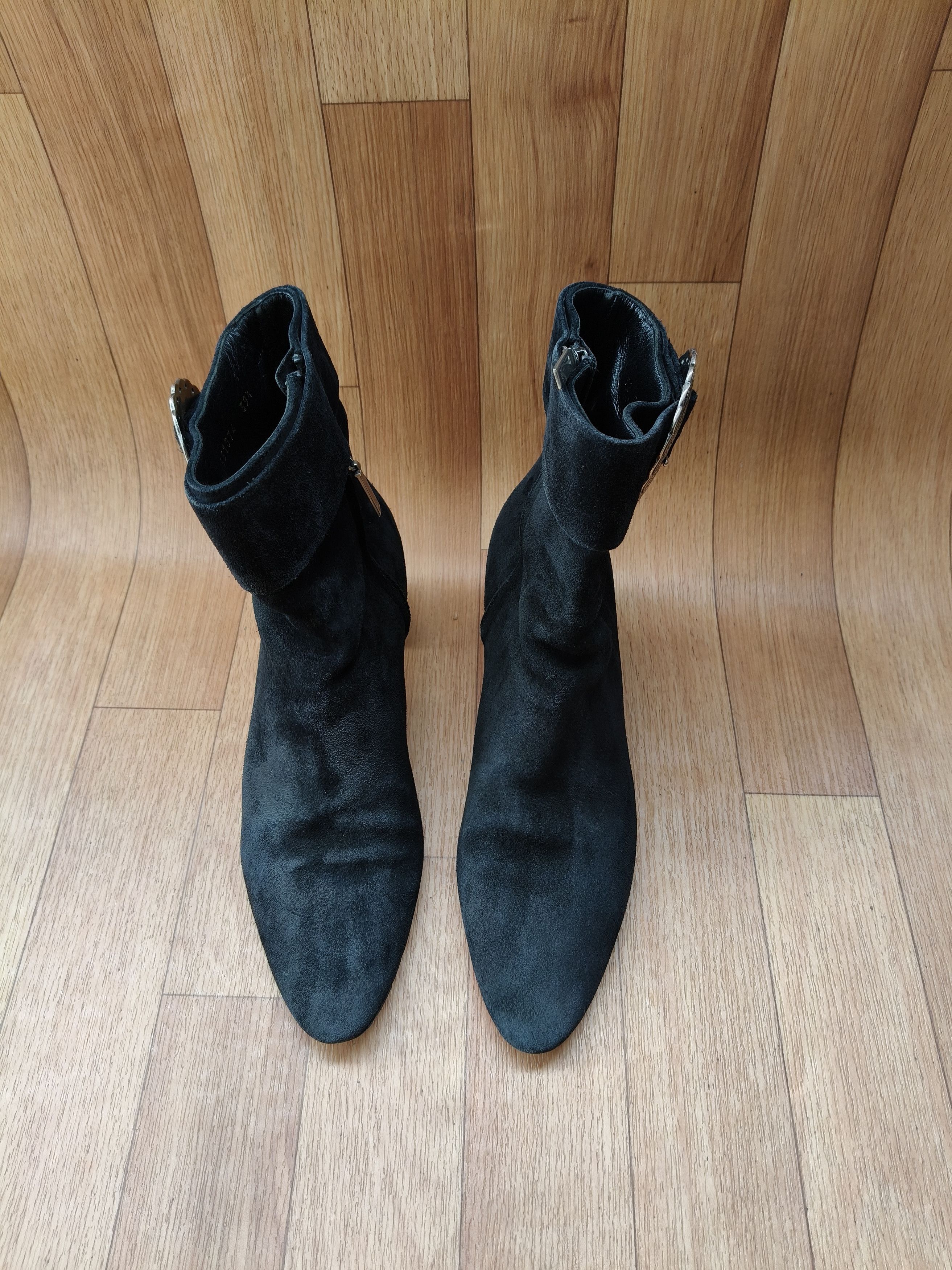 Yves Saint Laurent Saint Laurent detail buckle boot Size US 9.5 / IT 39.5 - 2 Thumbnail