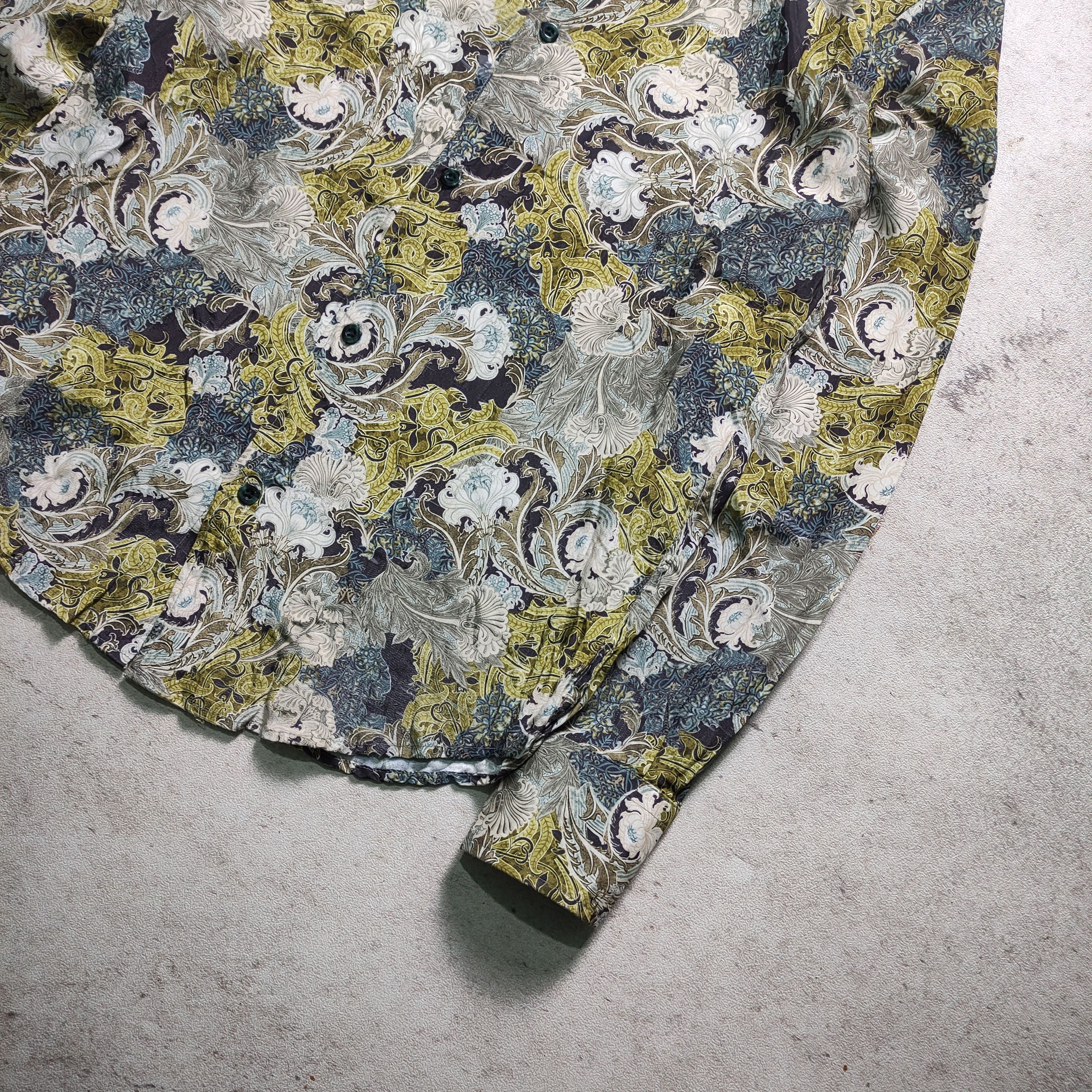 Japanese Brand × Tornado Mart Tornado Mart floral Japanese Brand Size US M / EU 48-50 / 2 - 3 Thumbnail