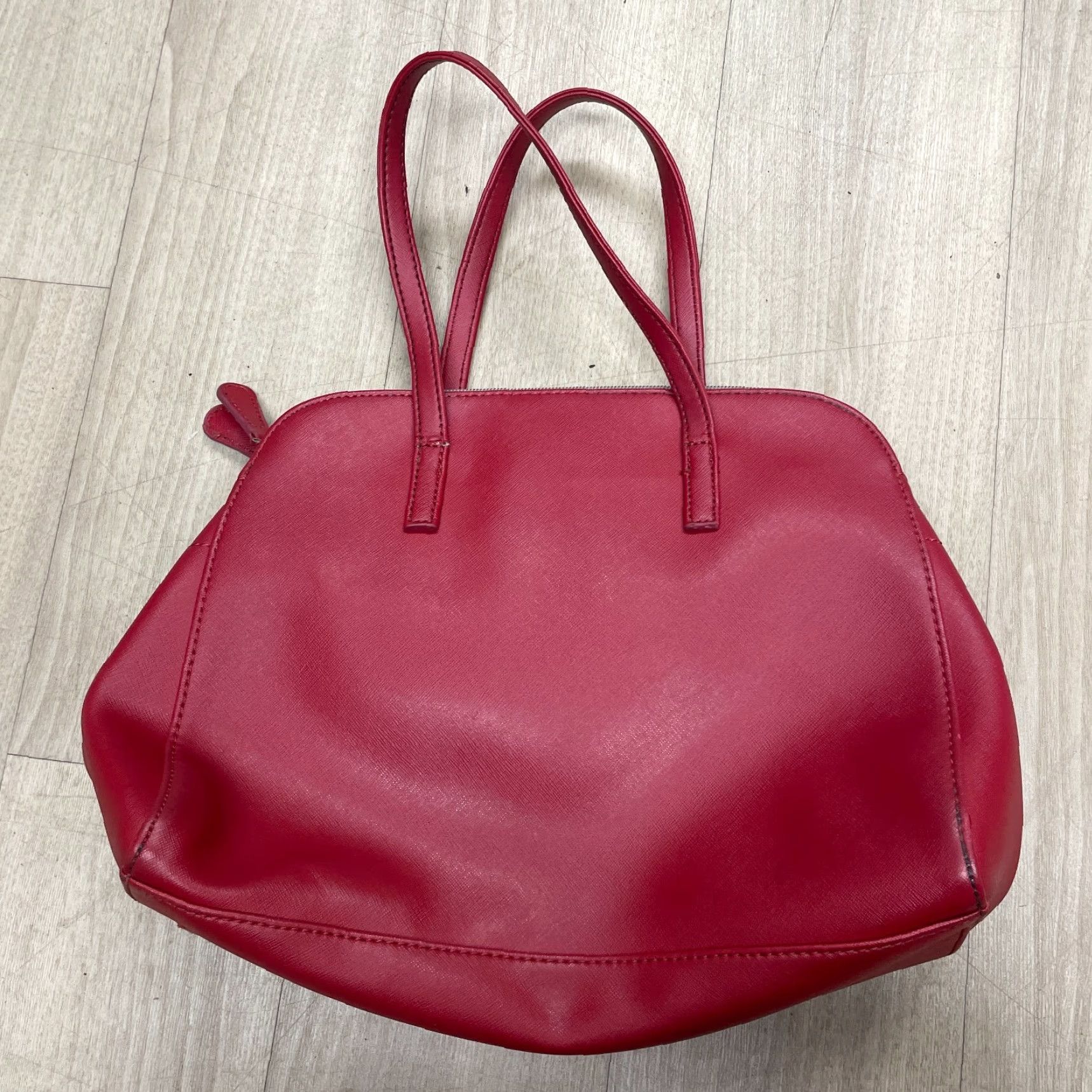 Kenneth Cole Kenneth Cole Reaction Shoulder Bag Red Faux Leather Gold Hardware PVC Leather Matte Red 17in 10in Large Women's Bag Size ONE SIZE - 3 Thumbnail